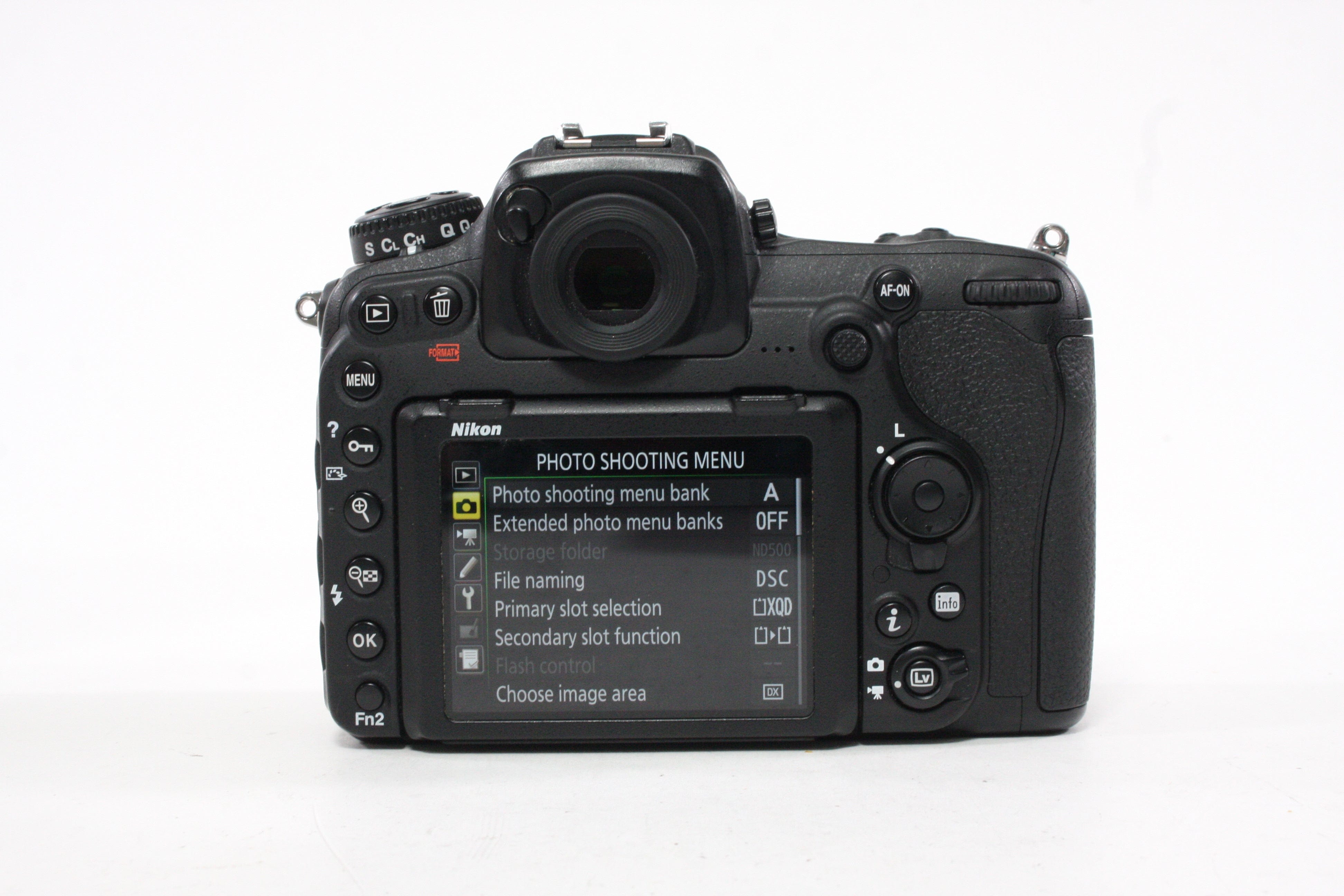 Nikon D5000 DSLR Camera with 18-55mm f/3.5-5.6 G VR Kit Lens Shutter Count 5,529