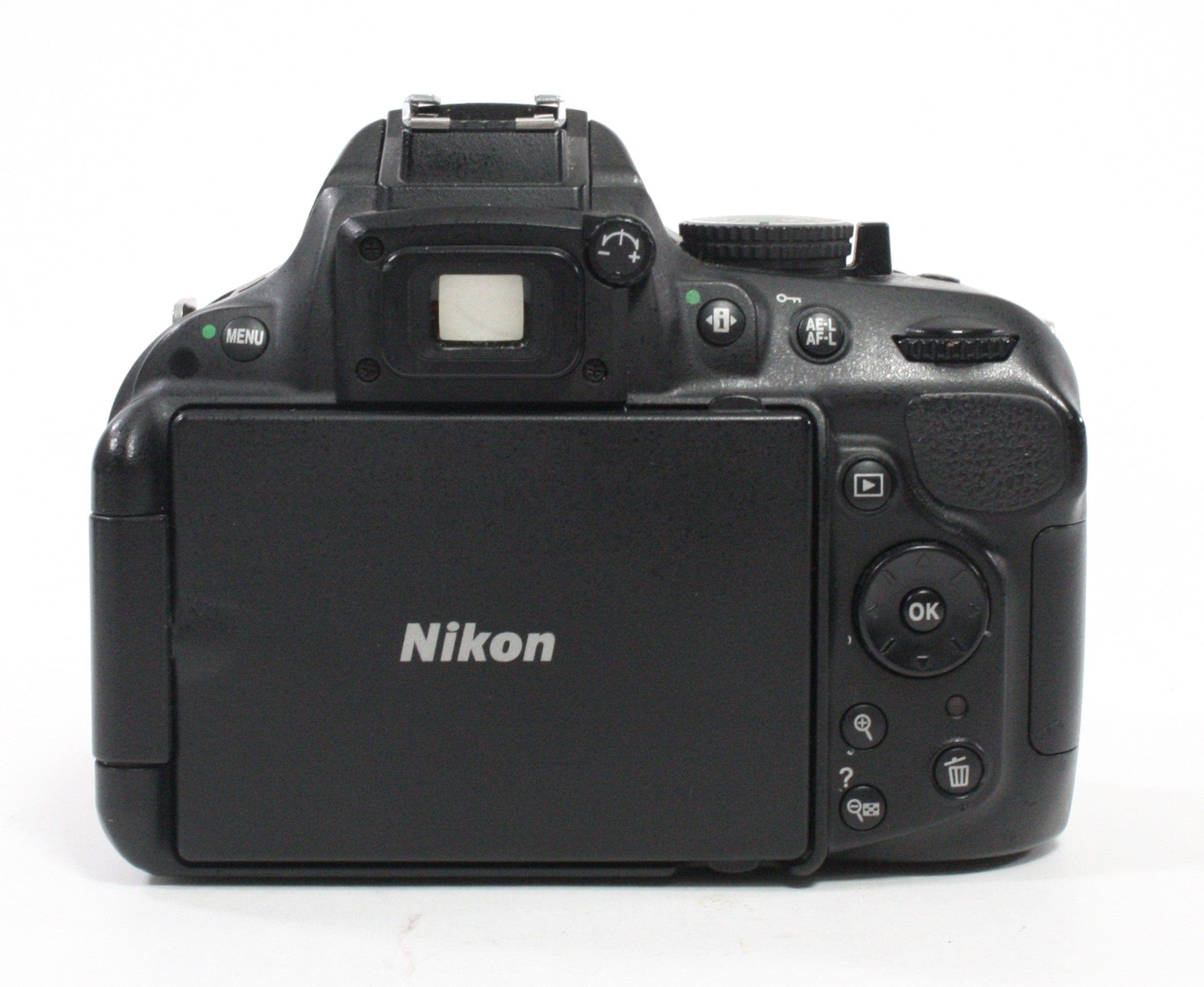 Nikon D5200 Digital Camera with 18-55mm f/3.5-5.6 VR Lens SC#10,887