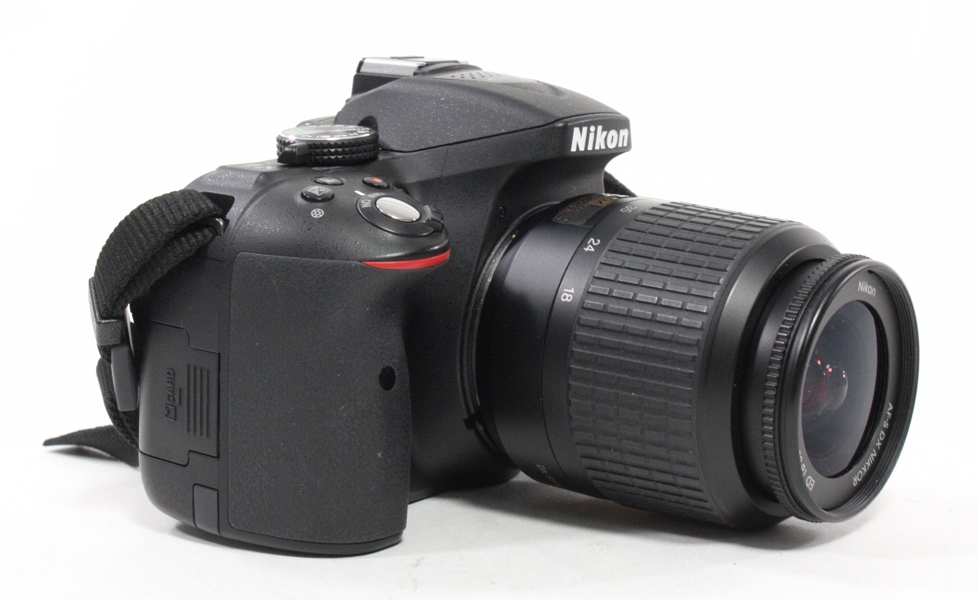 Nikon D5300 Digital SLR with 18-55mm f/3.5-5.6G Lens Shutter Count 3,192