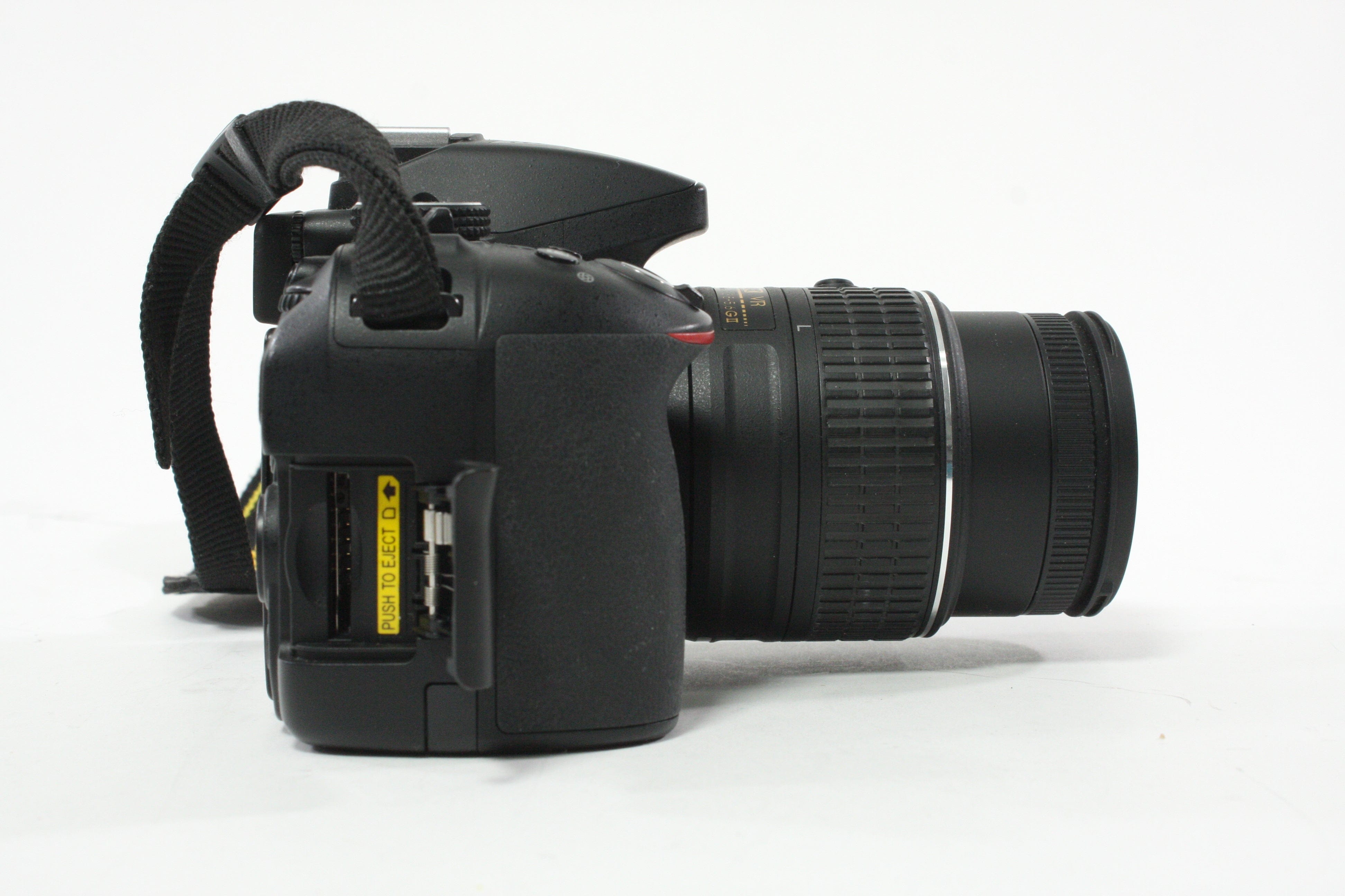 Nikon D5300 DSLR Camera with 18-55mm f/3.5-5.6 G II VR Lens Shutter Count 2,550