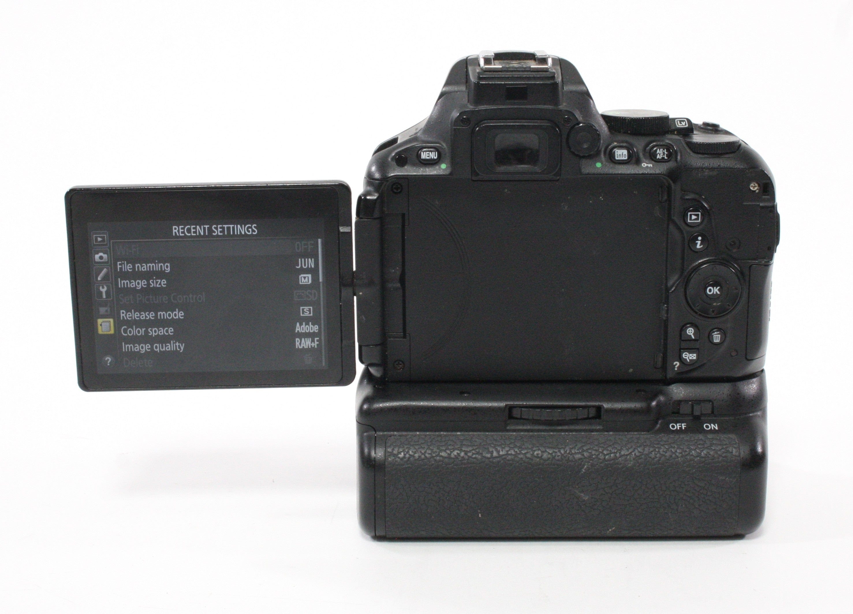 Nikon D5500 Digital Camera SC 31,447 (w/ Neewer Battery Grip)