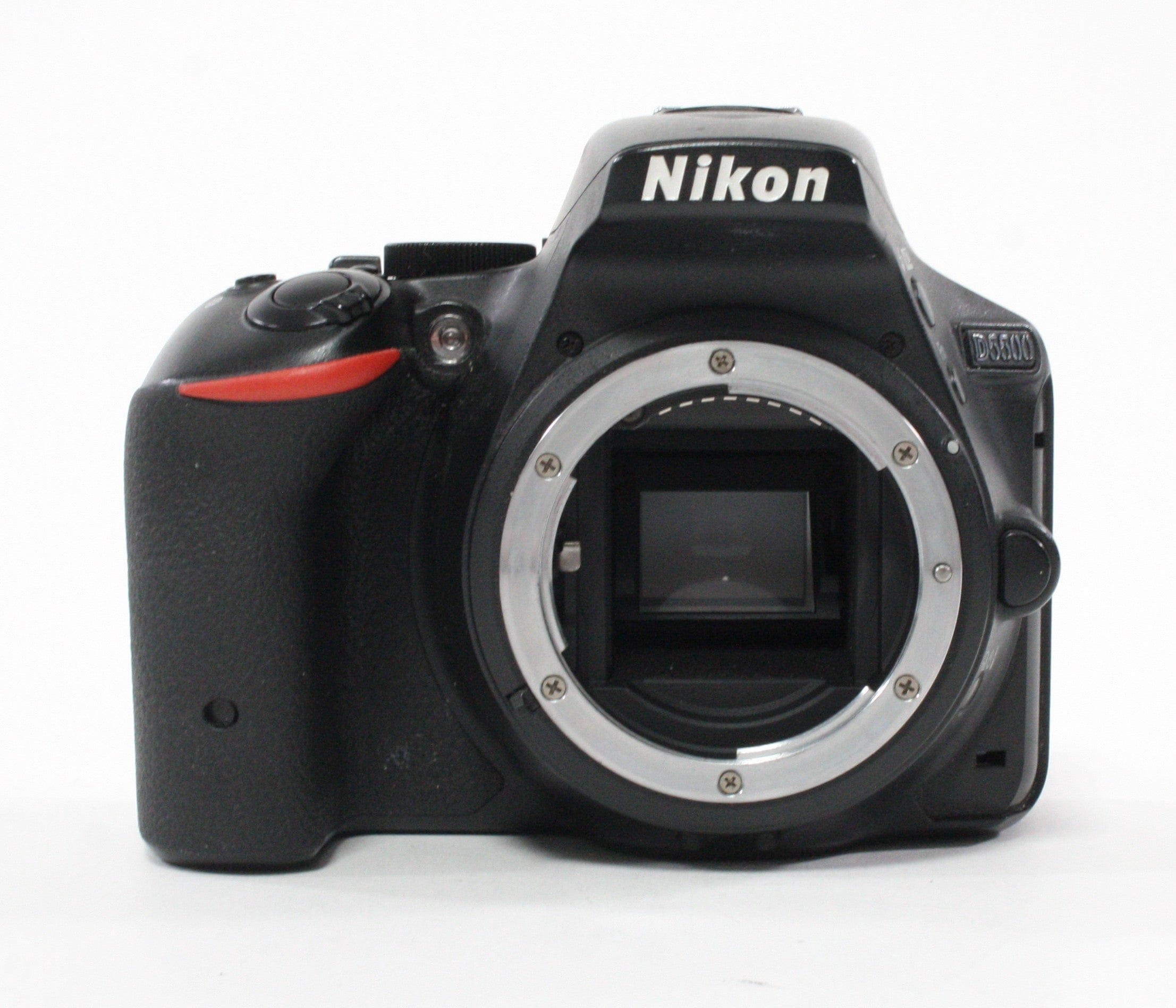 Nikon D5500 Digital Camera SC 31,447 (w/ Neewer Battery Grip)