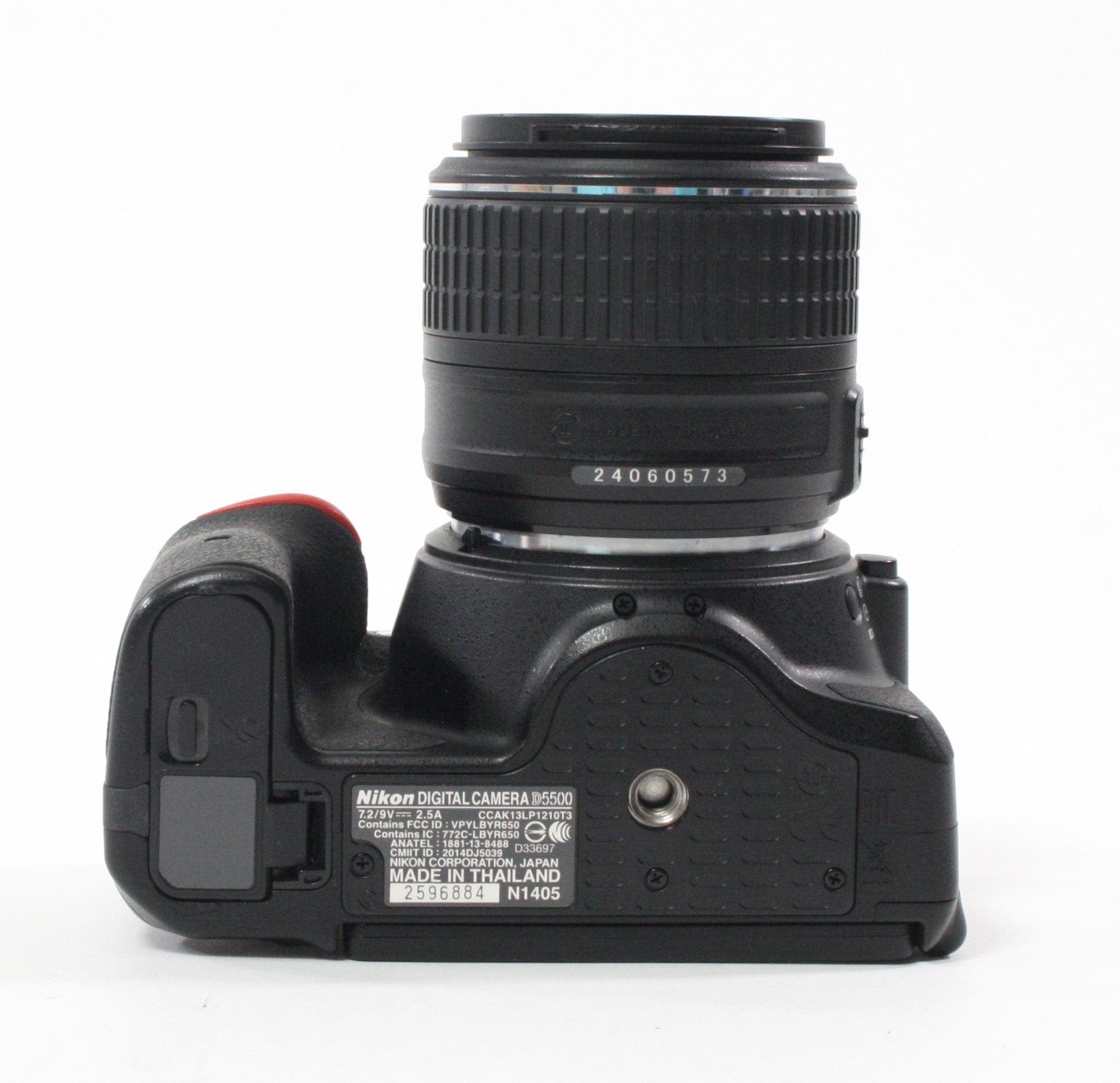 Nikon D5500 Digital SLR with 18-55mm f3.5-5.5G VR II Lens Shutter Count 2,325