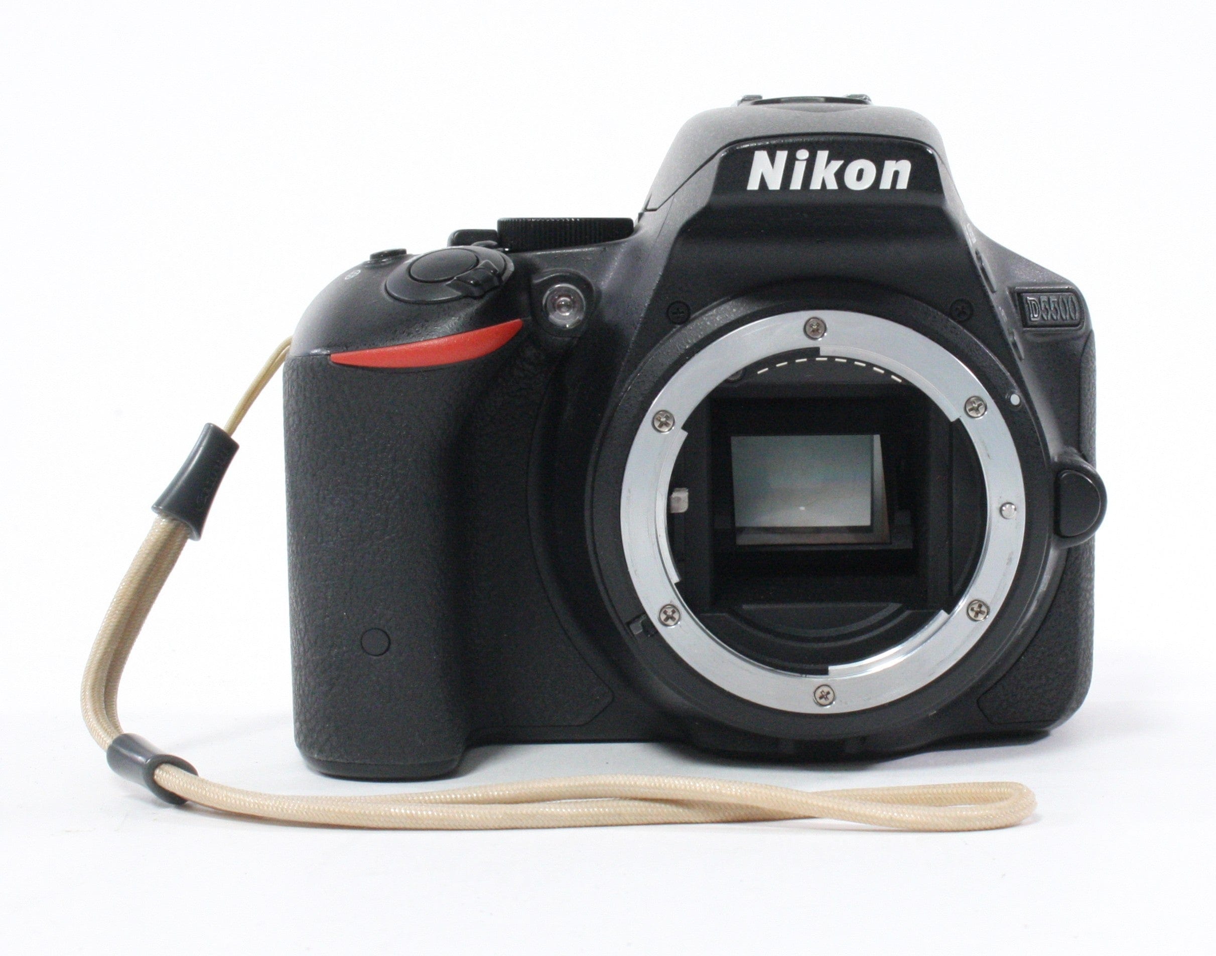 Nikon D5500 Digital SLR with 18-55mm f3.5-5.5G VR II Lens Shutter Count 2,325