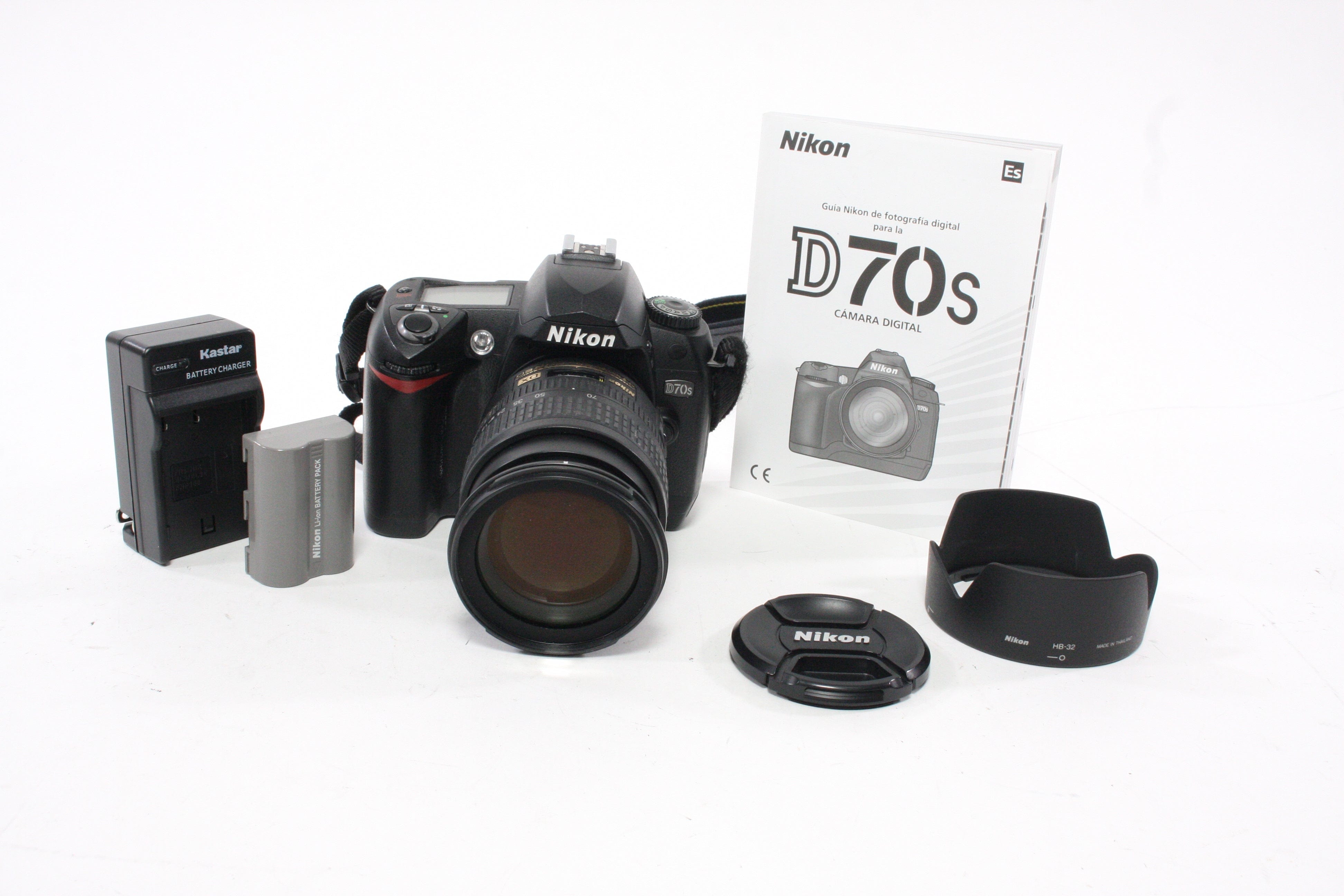 Nikon D70S DSLR Camera with 18-70mm f/3.5-4.5 G Lens with Shutter Count 6,476