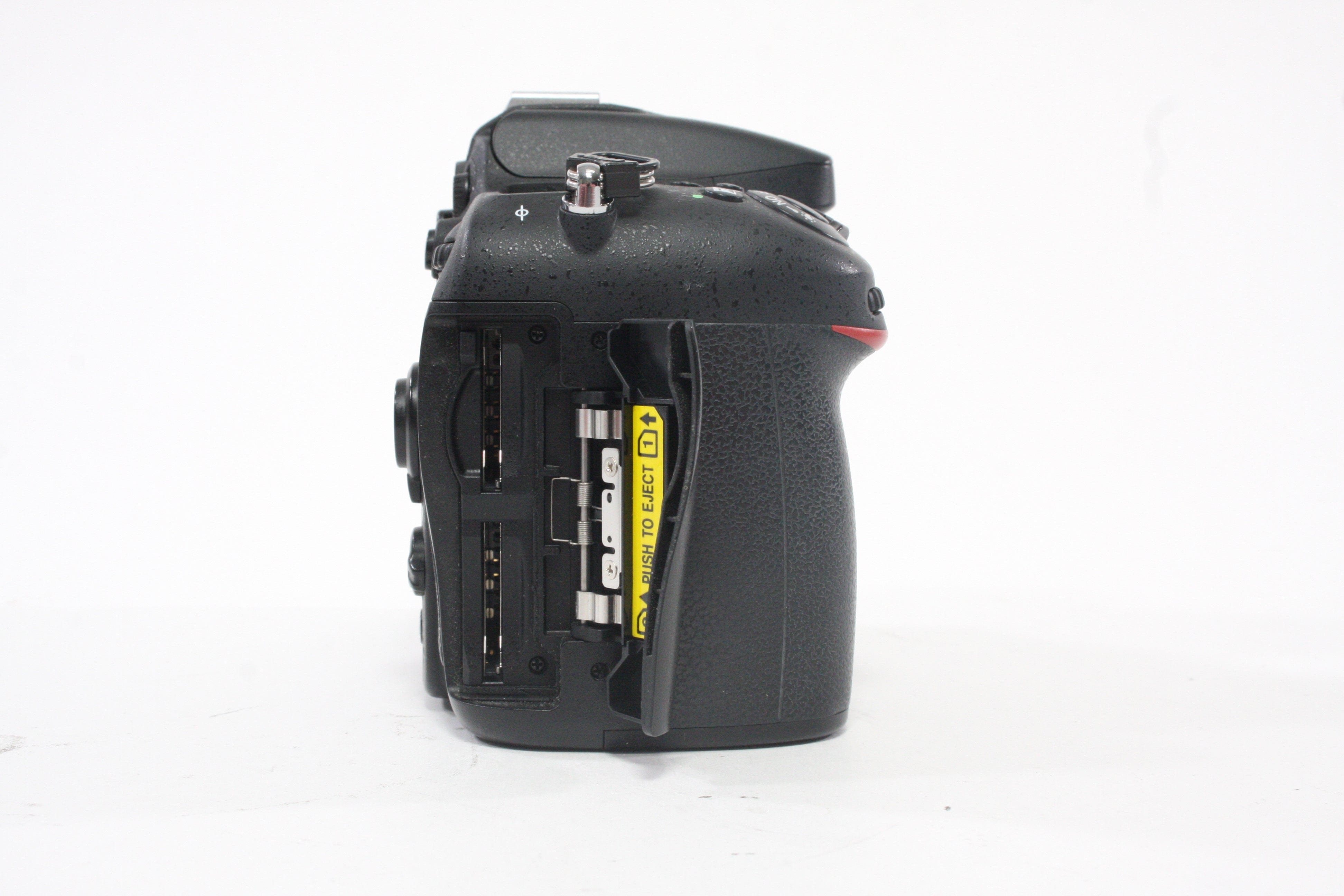 Nikon D7100 DSLR Camera Body with Shutter Count 13,517