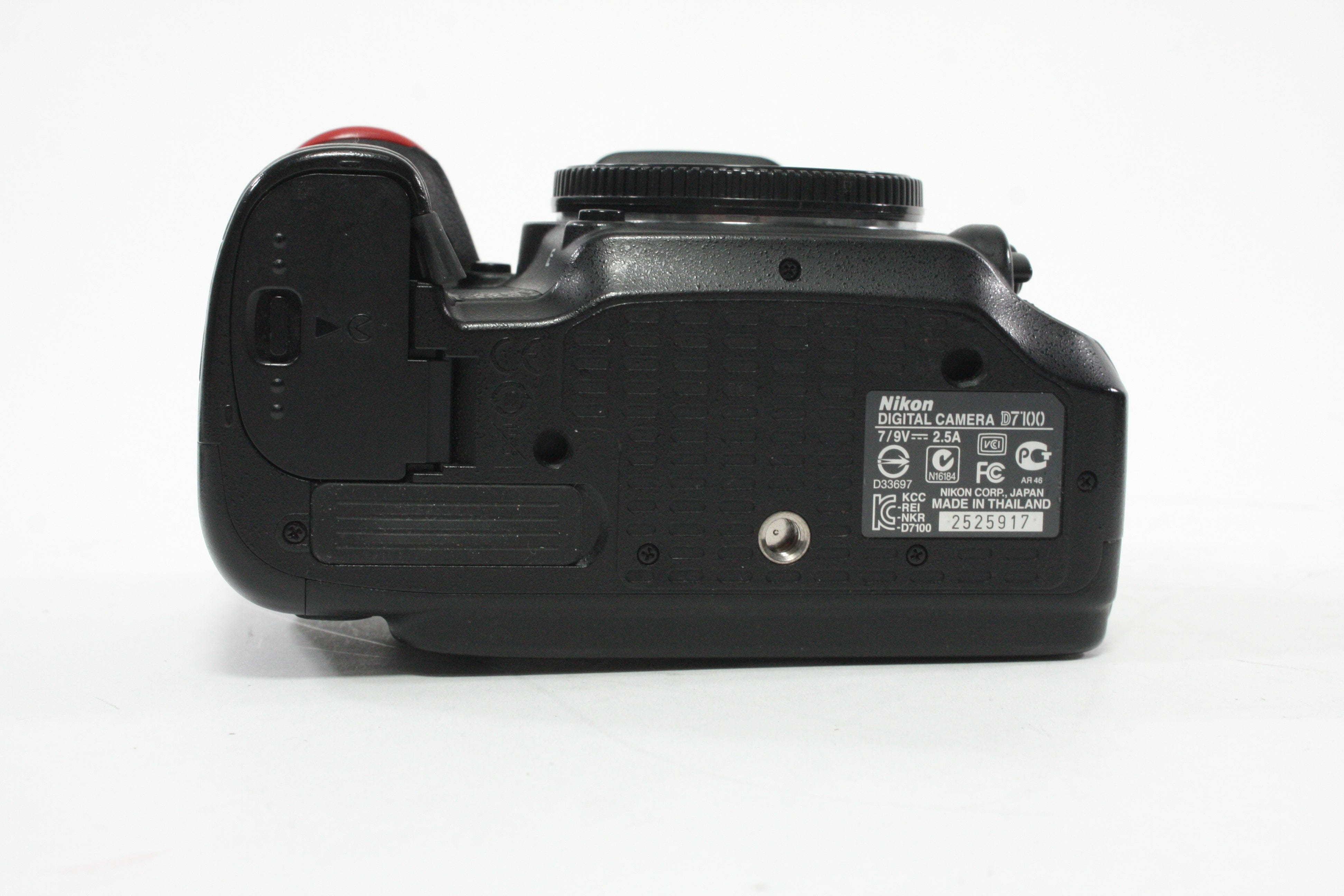Nikon D7100 DSLR Camera Body with Shutter Count 22,352