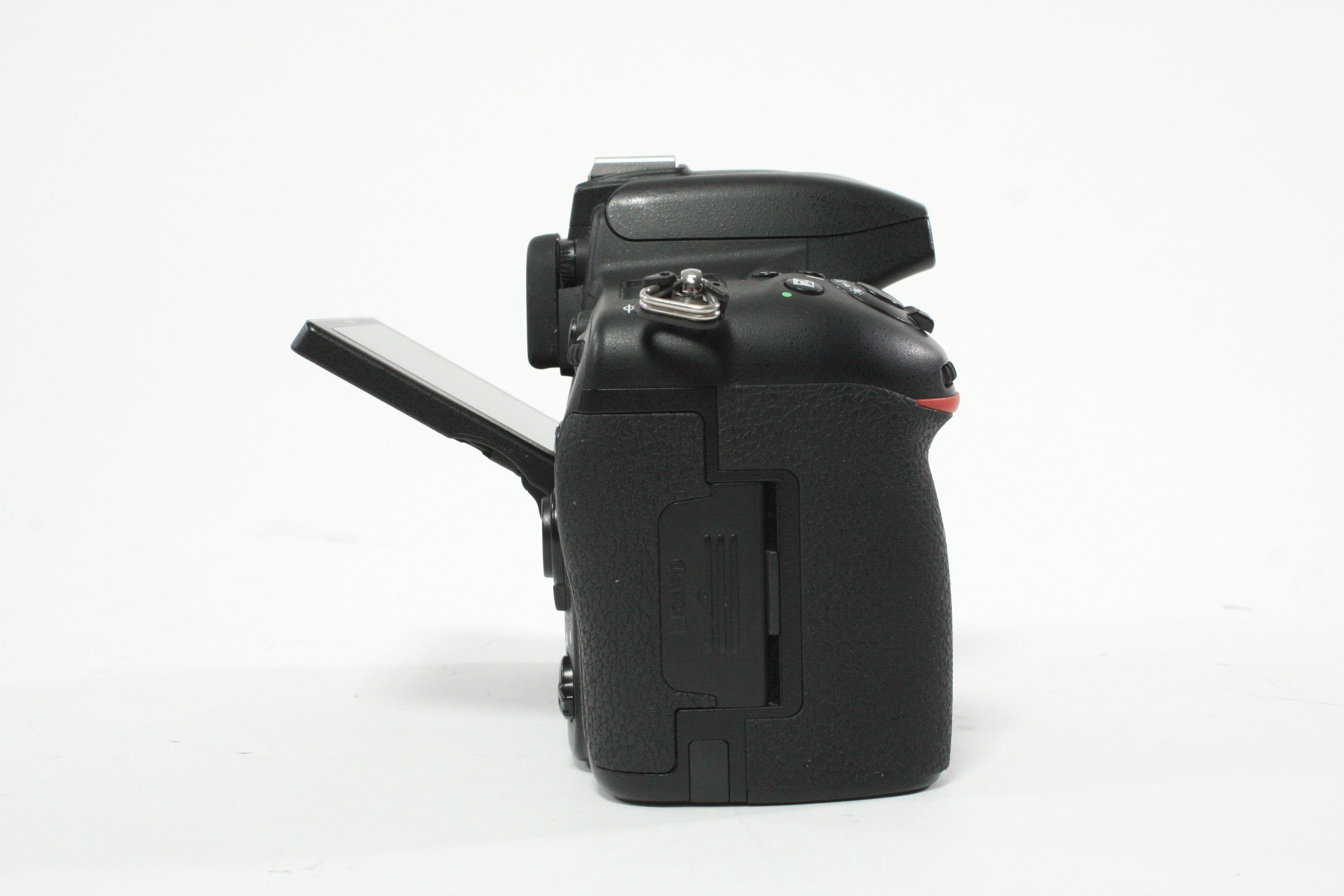 Nikon D750 DSLR Camera Body with Shutter Count 13,279 Inc. Sunwayfoto L-Bracket