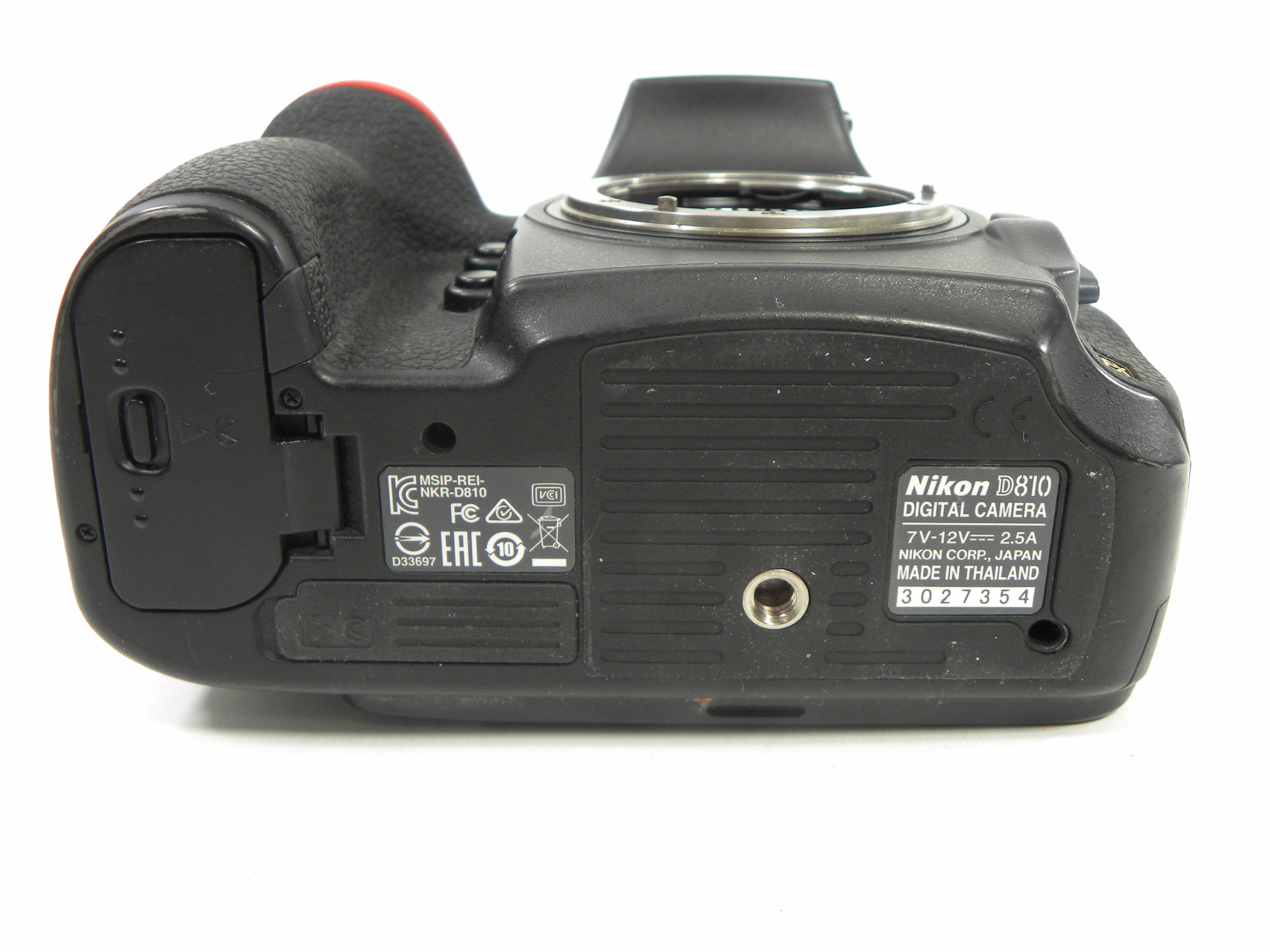 Nikon D810 36.3mp Digital SLR Full Frame Body Only Shutter Ct. 28,040