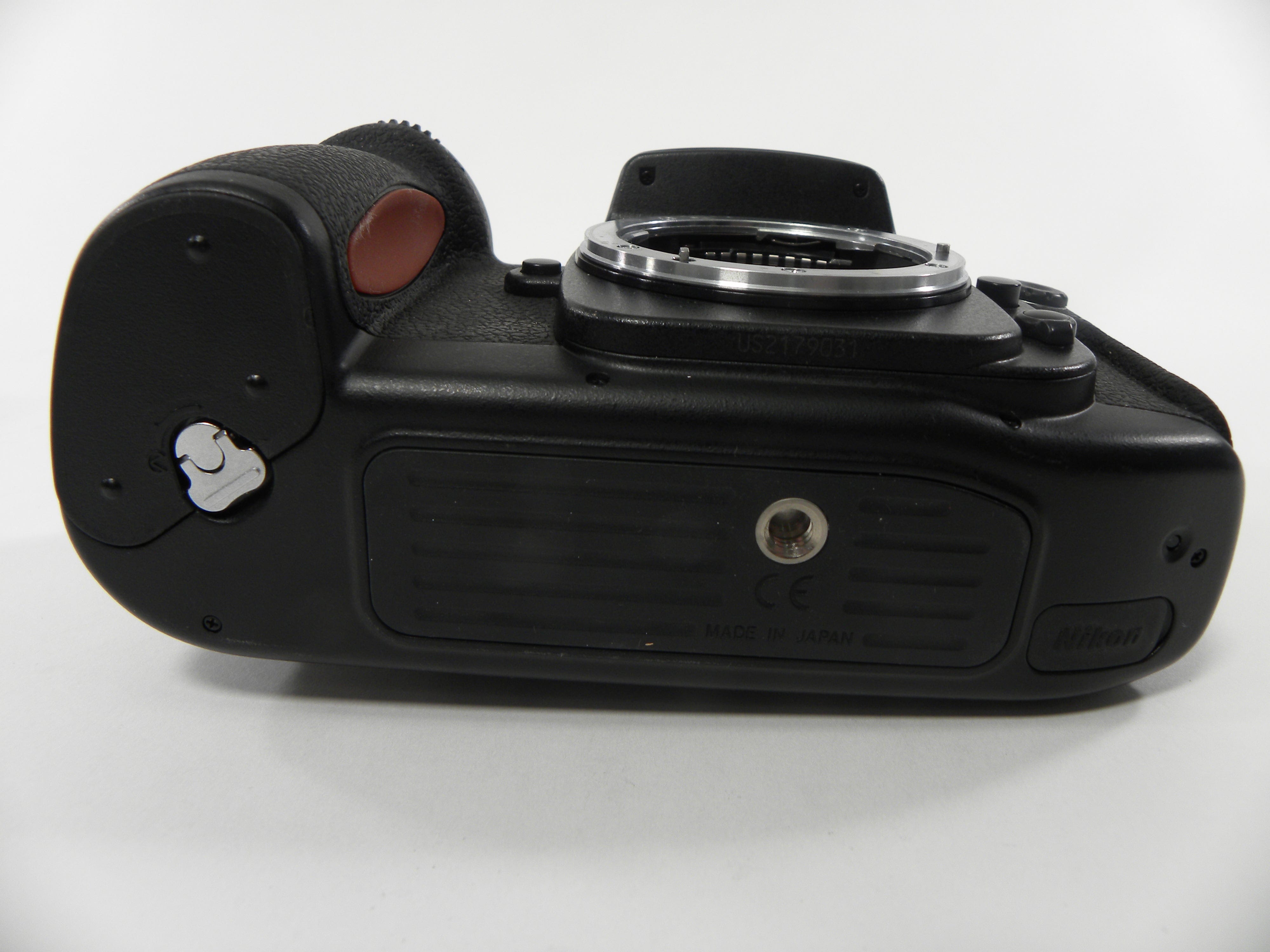 Nikon F100 35mm SLR Camera Body Only