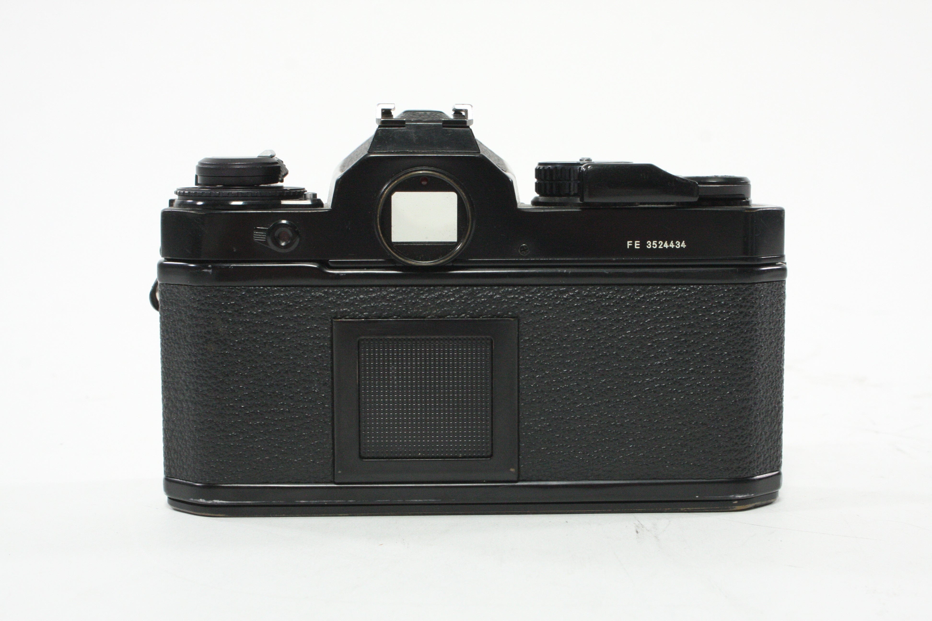 Nikon FE 35mm SLR Camera Body AS-IS for PARTS