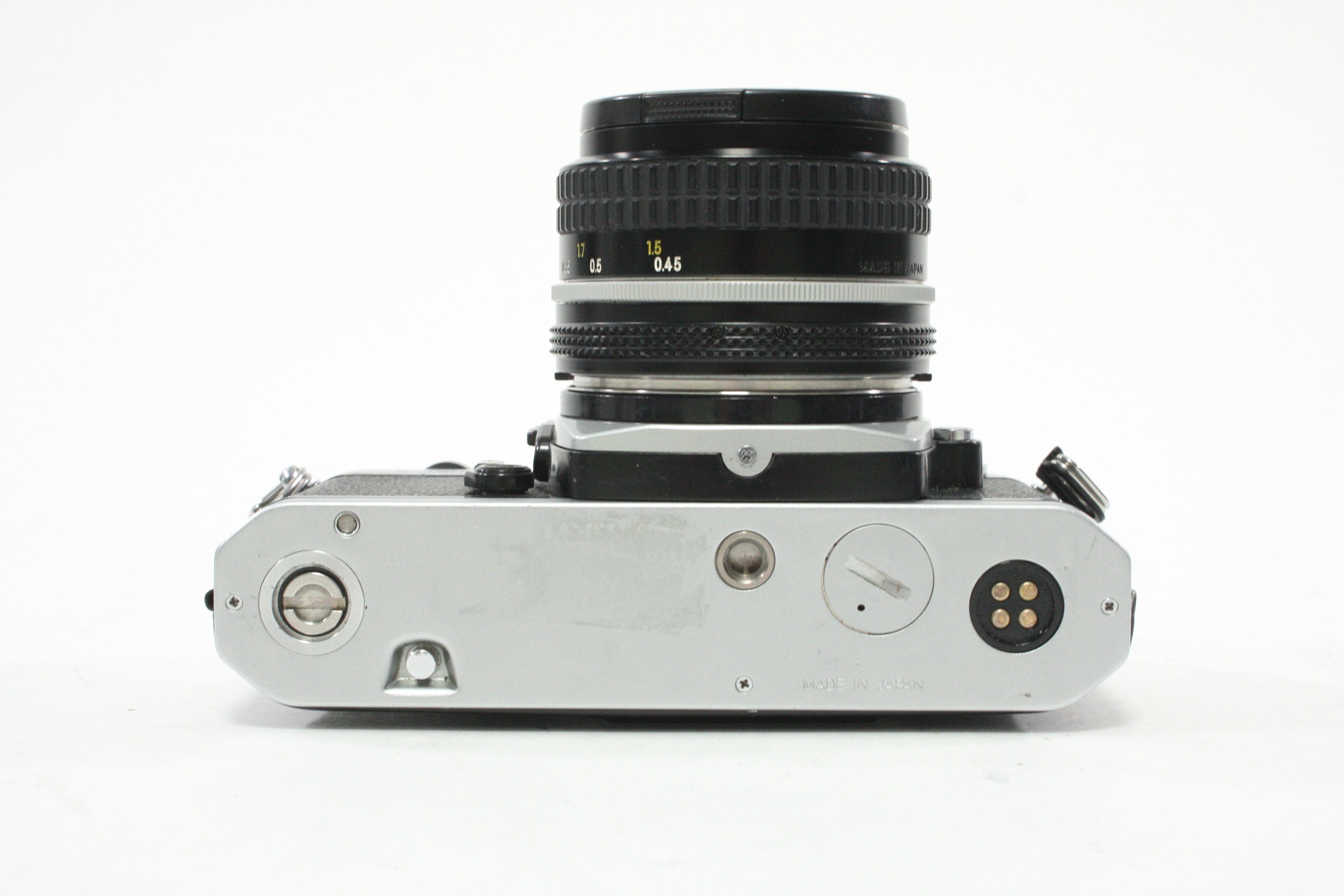Nikon FM2 35mm SLR Camera with 50mm f/1.8 Nikkor Lens