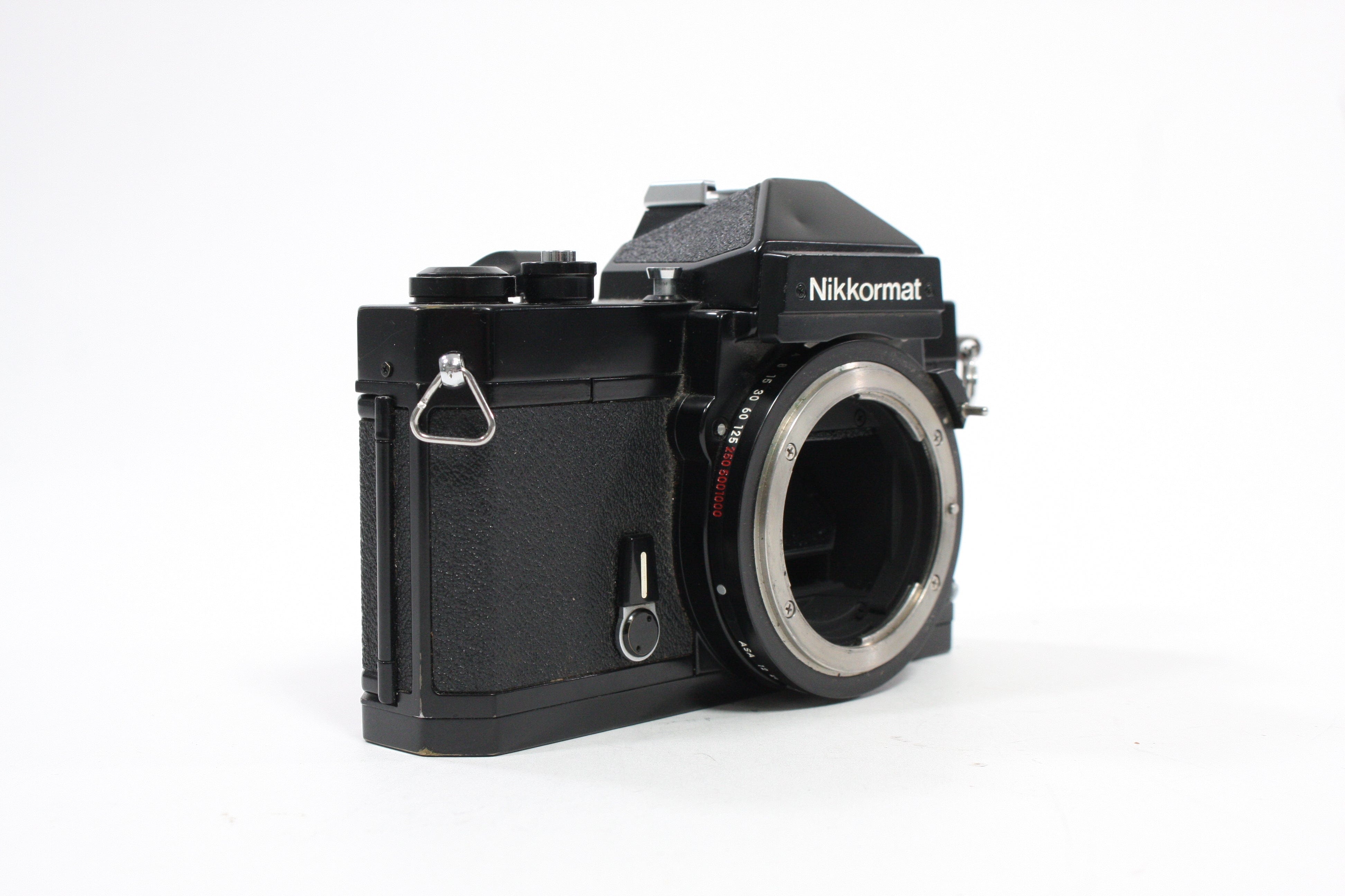 Nikon FT2 35mm SLR Camera (AS-IS)