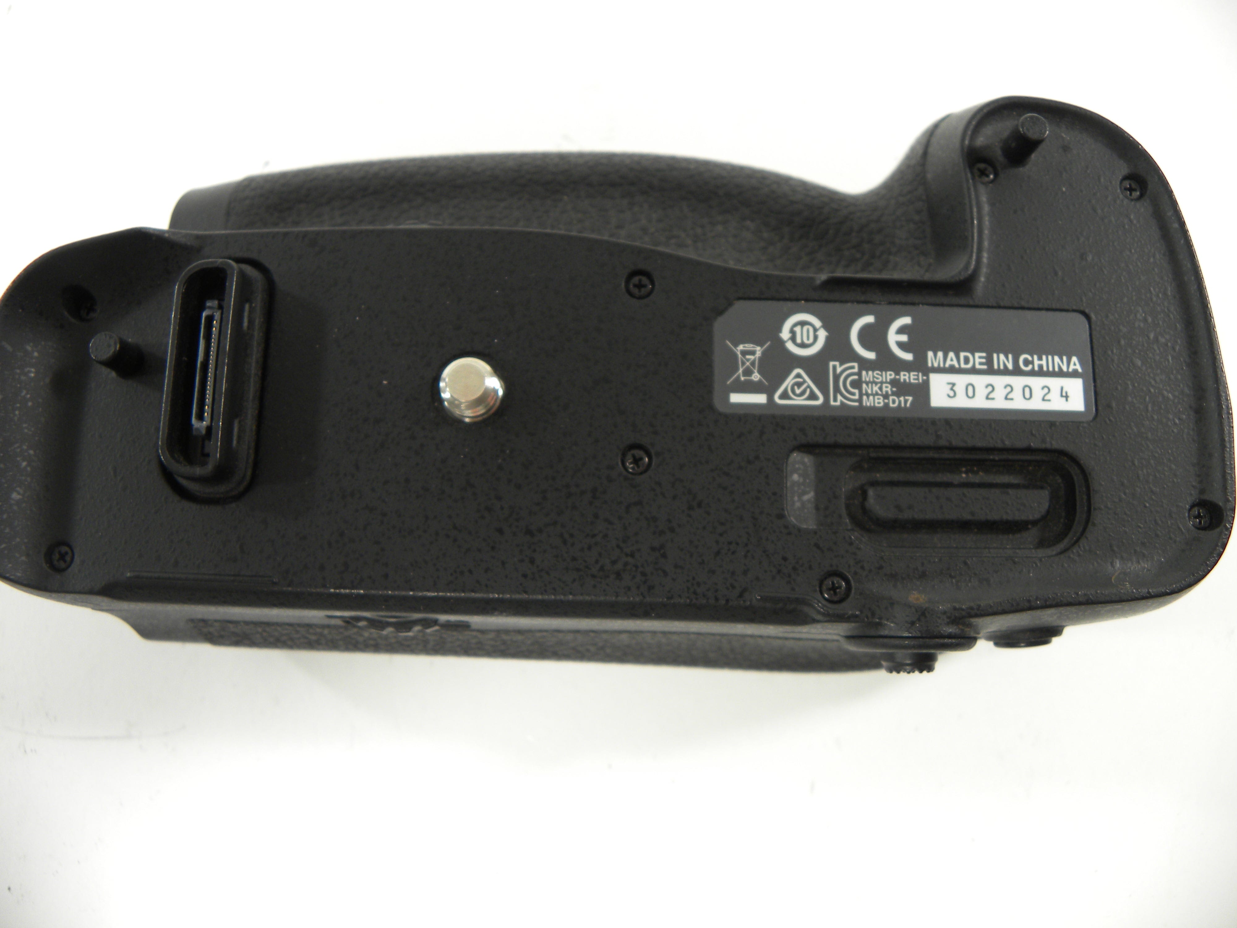 Nikon MB-D17 Battery Grip