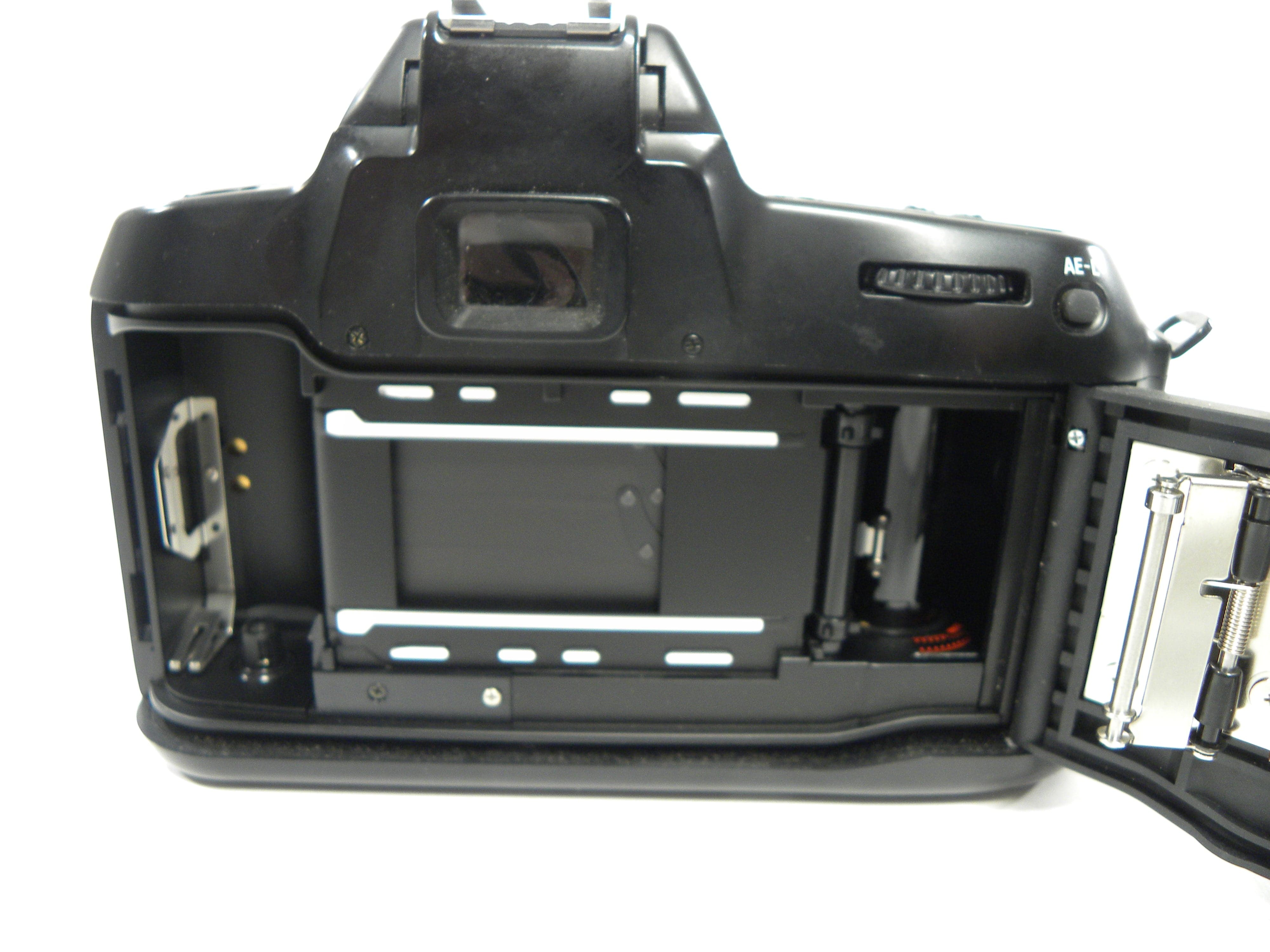Nikon N70 35mm SLR w/Nikon AF Nikkor 35-80mm f4-5.6D AS IS