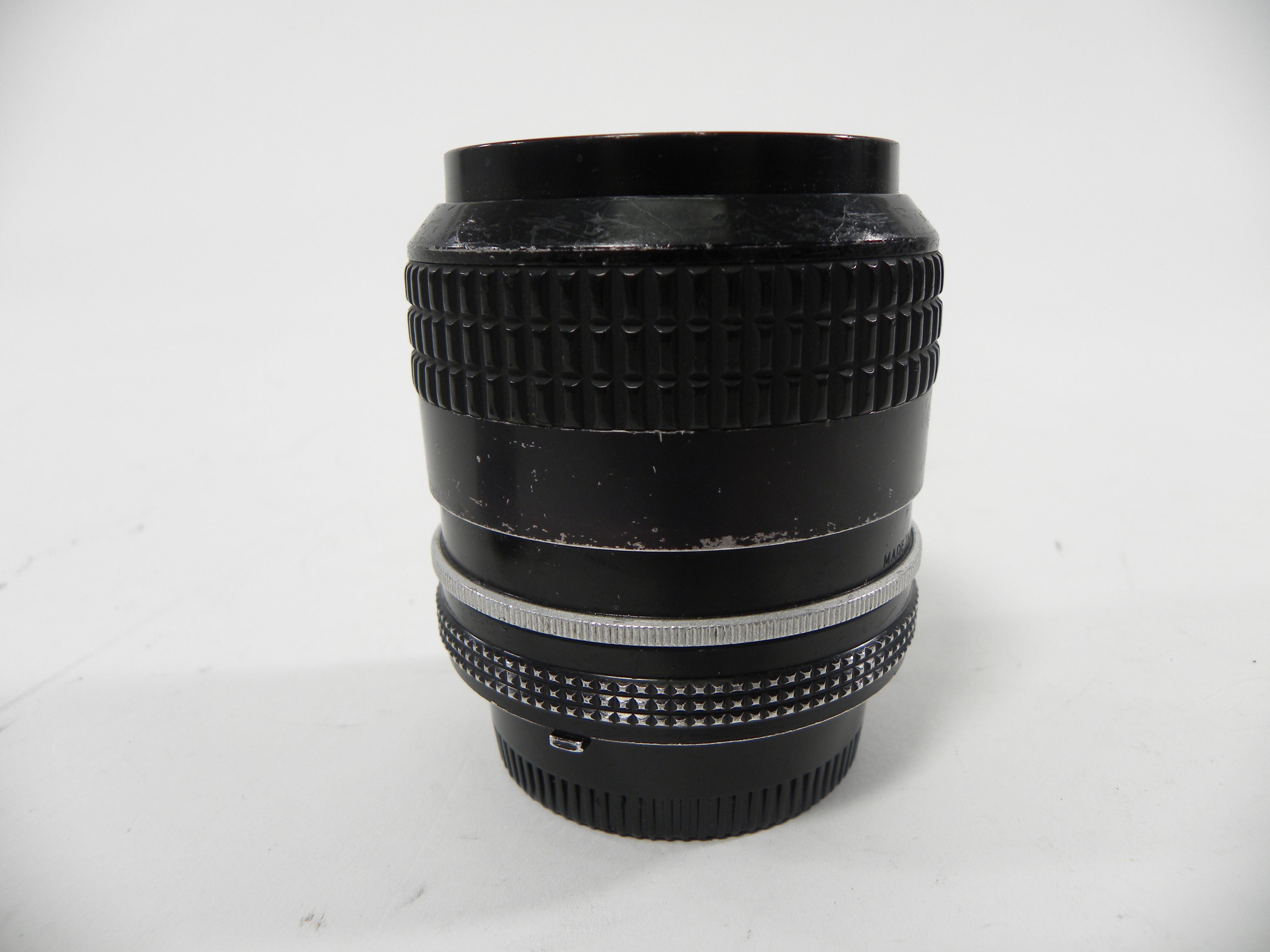 Nikon Nikkor 28mm f2