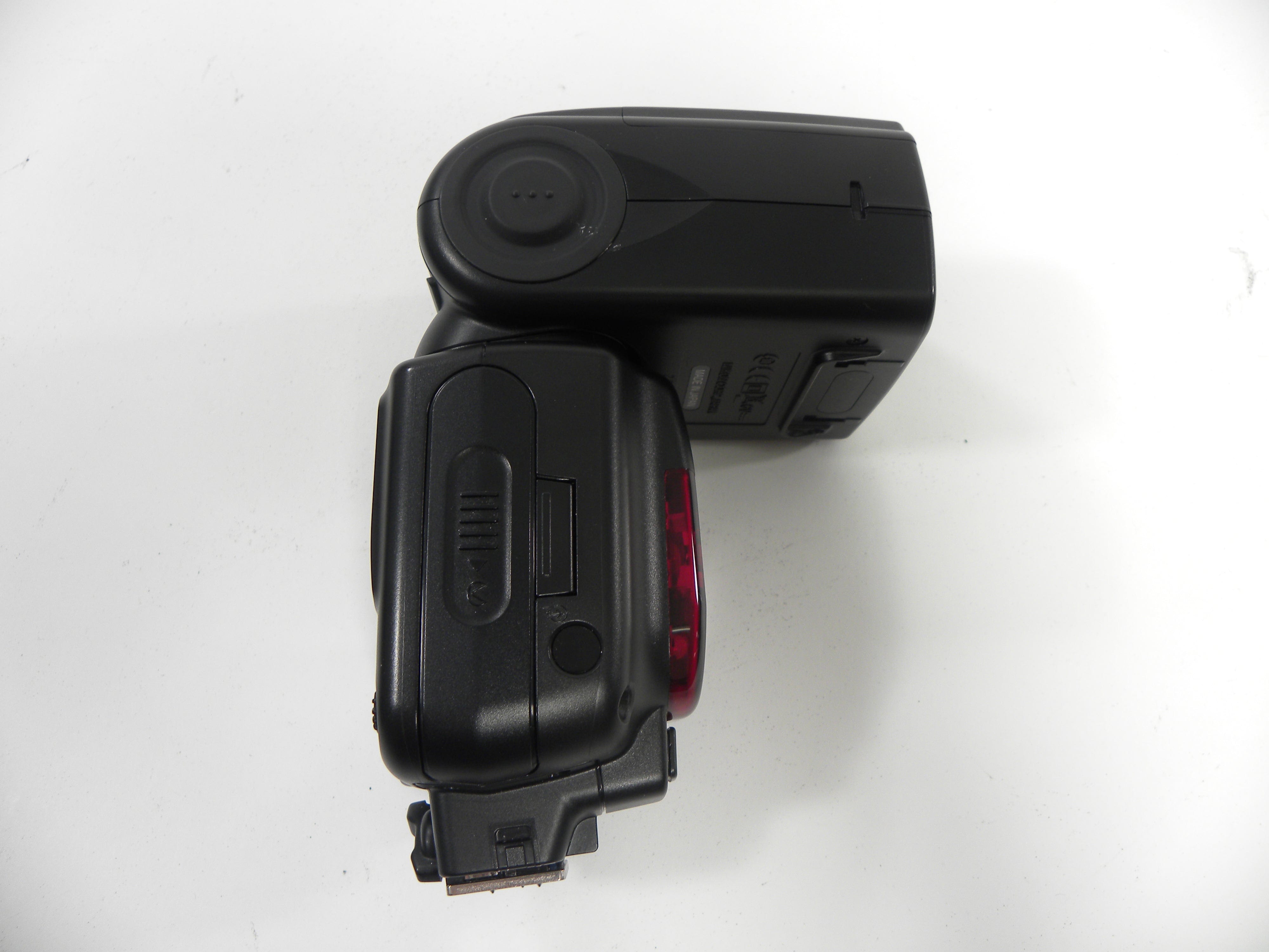 Nikon Speedlight SB-900