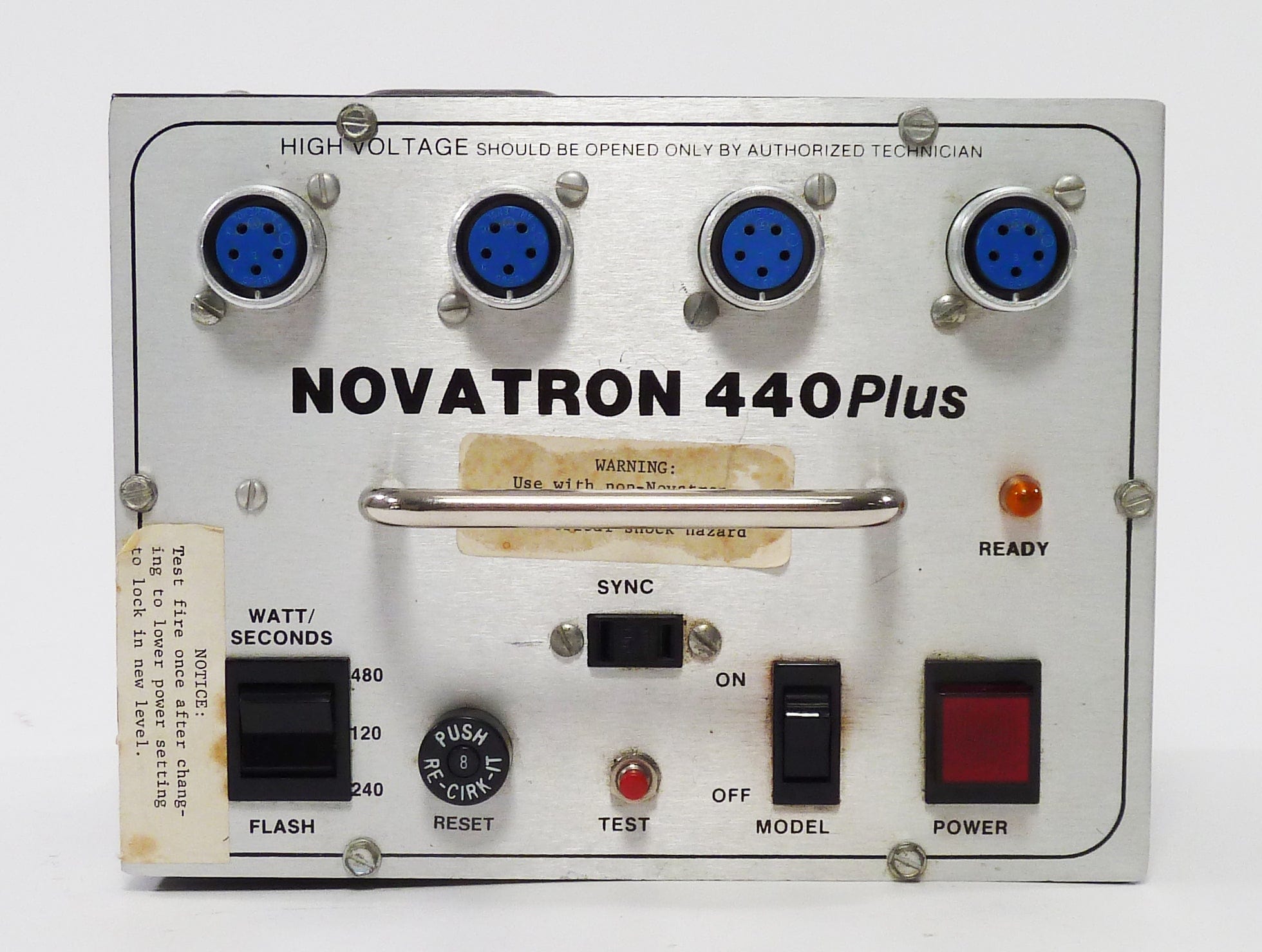 Novatron 440 Plus 4 Light Studio Kit