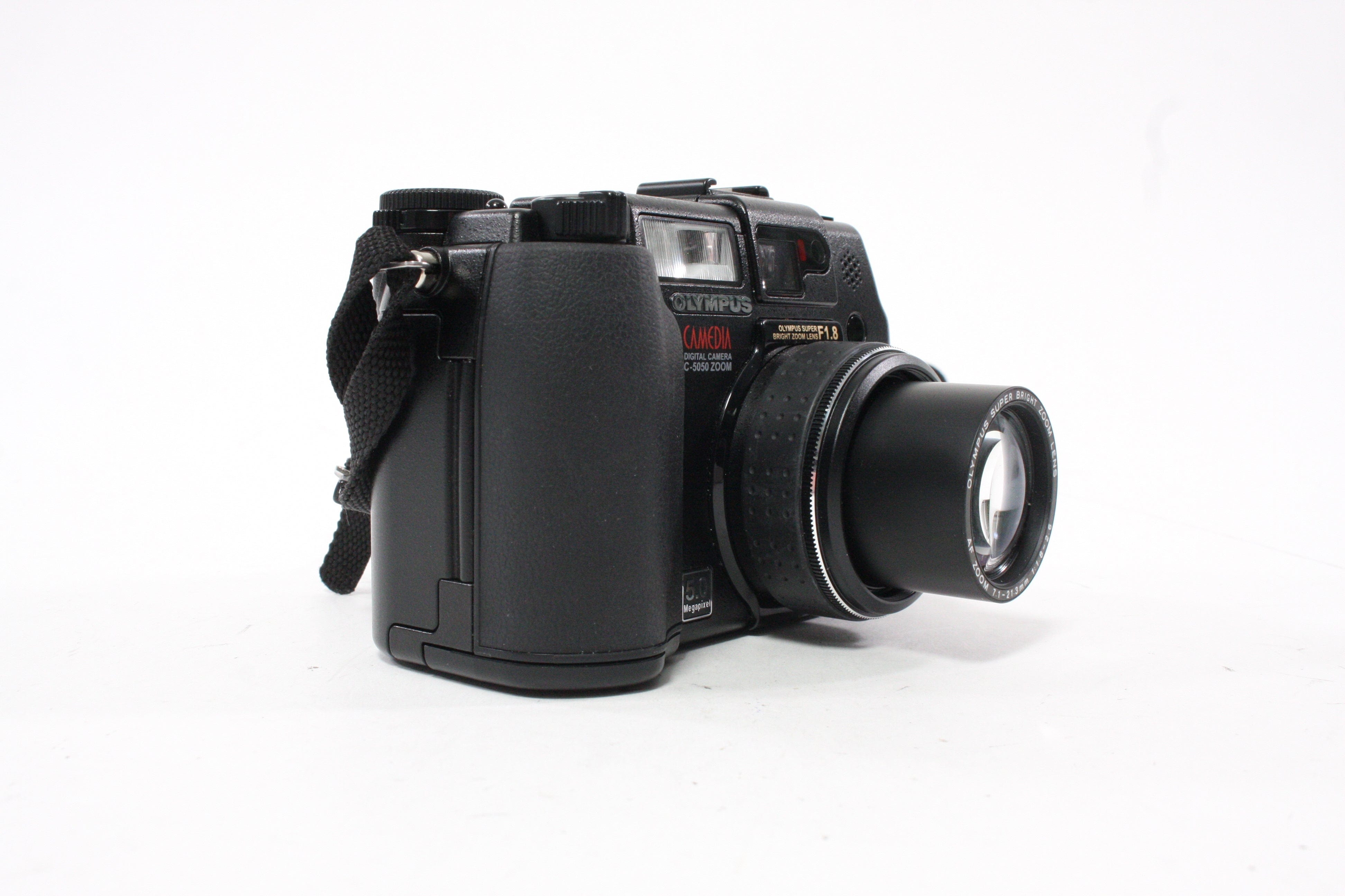 Olympus Camedia C-5050 3x Zoom 5.0mp Digital Point-and-Shoot AS-IS