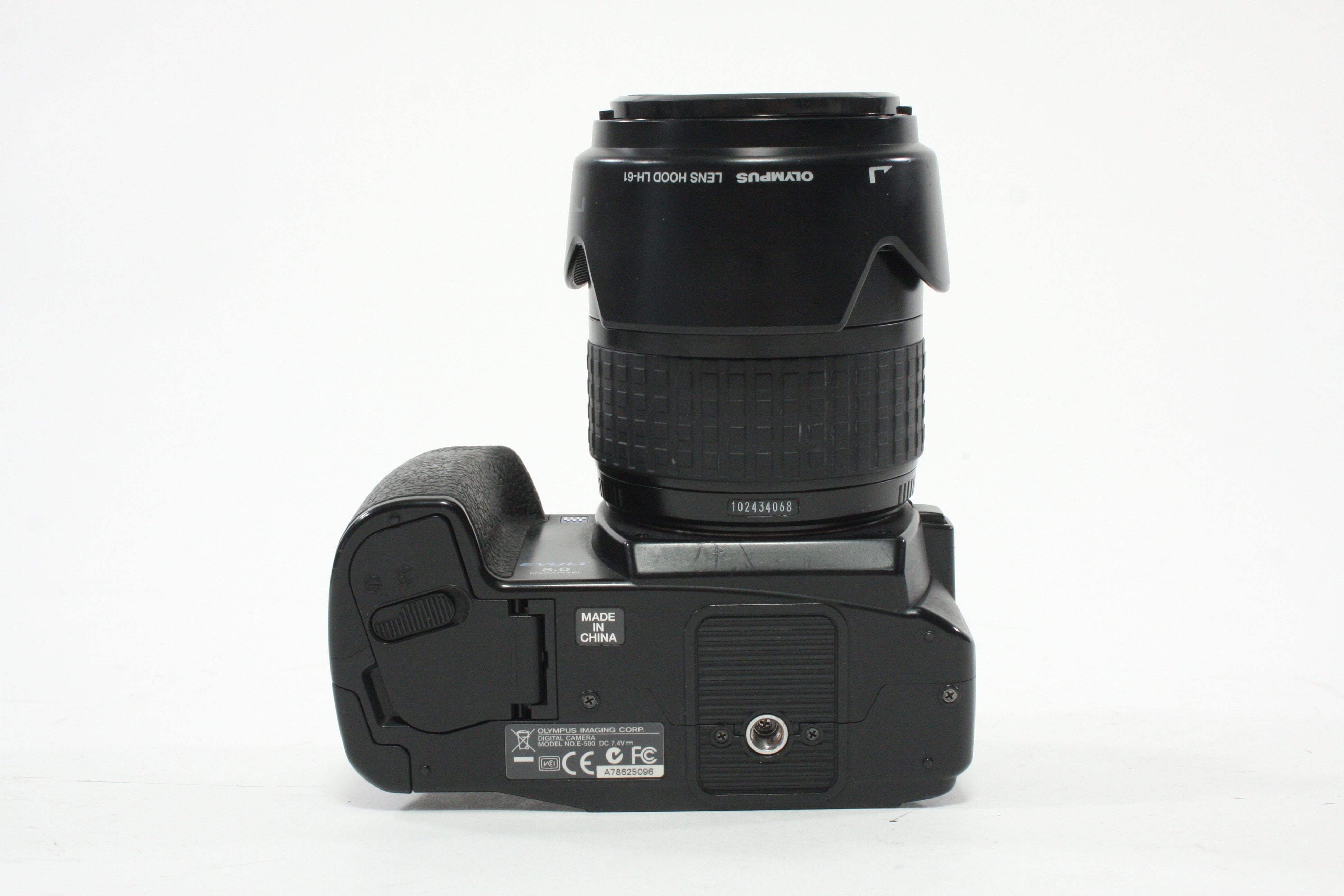 Olympus E-500 Digital Camera with 14-45mm f/3.5-5.6 4/3 Mount Lens