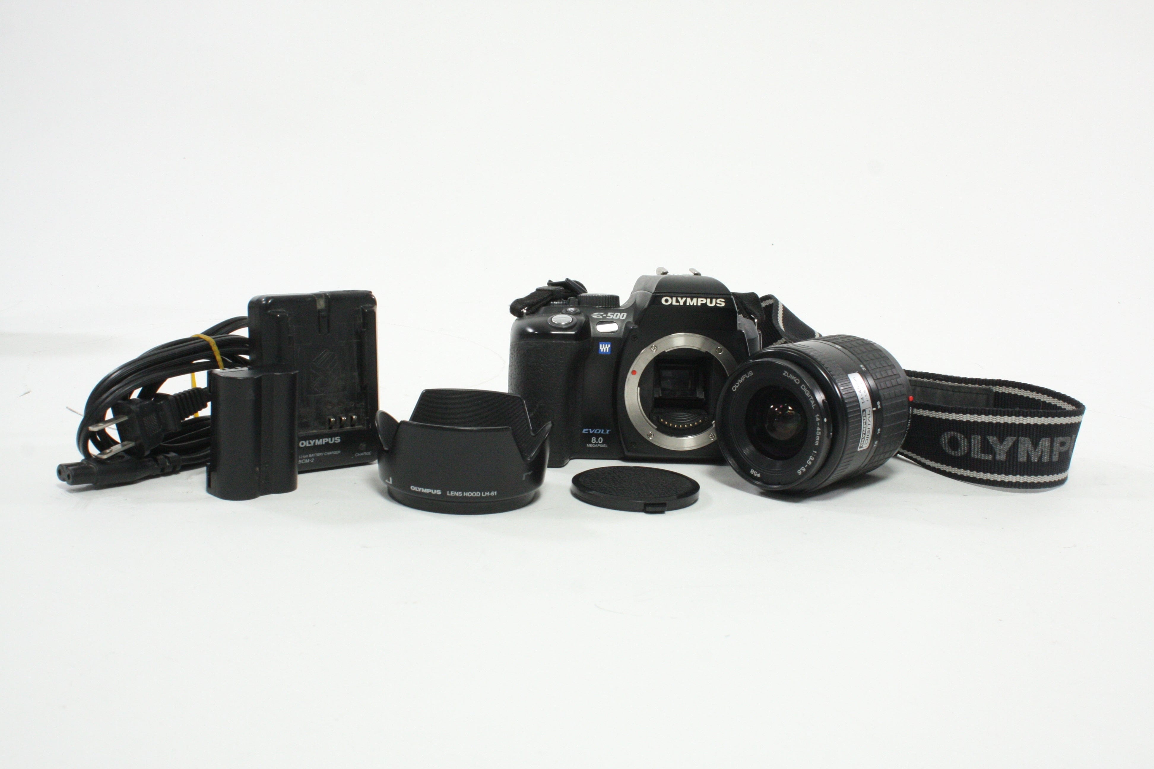 Olympus E-500 Digital Camera with 14-45mm f/3.5-5.6 4/3 Mount Lens