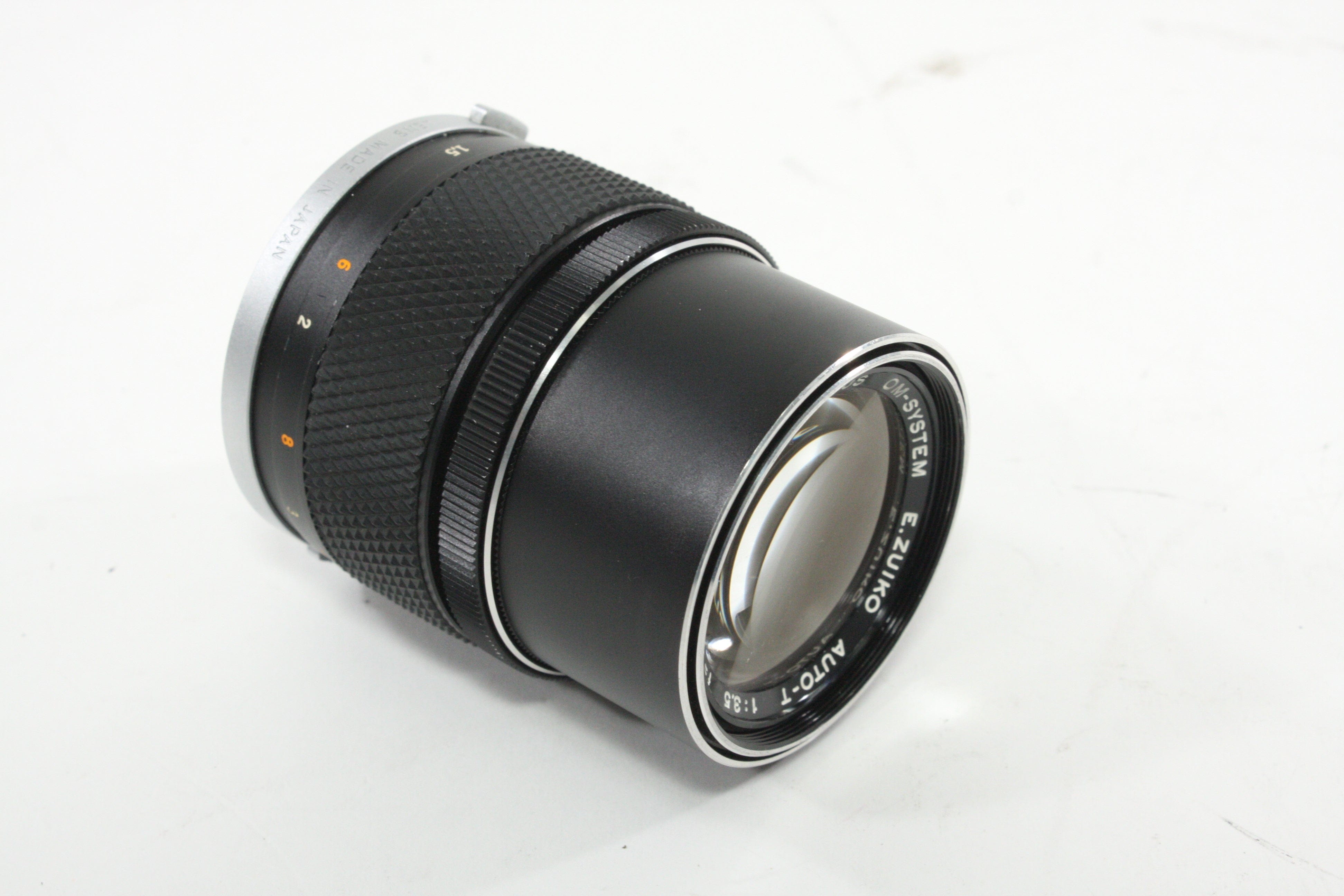 Olympus OM 135mm f/3.5 Lens for Olympus OM Mount with Case