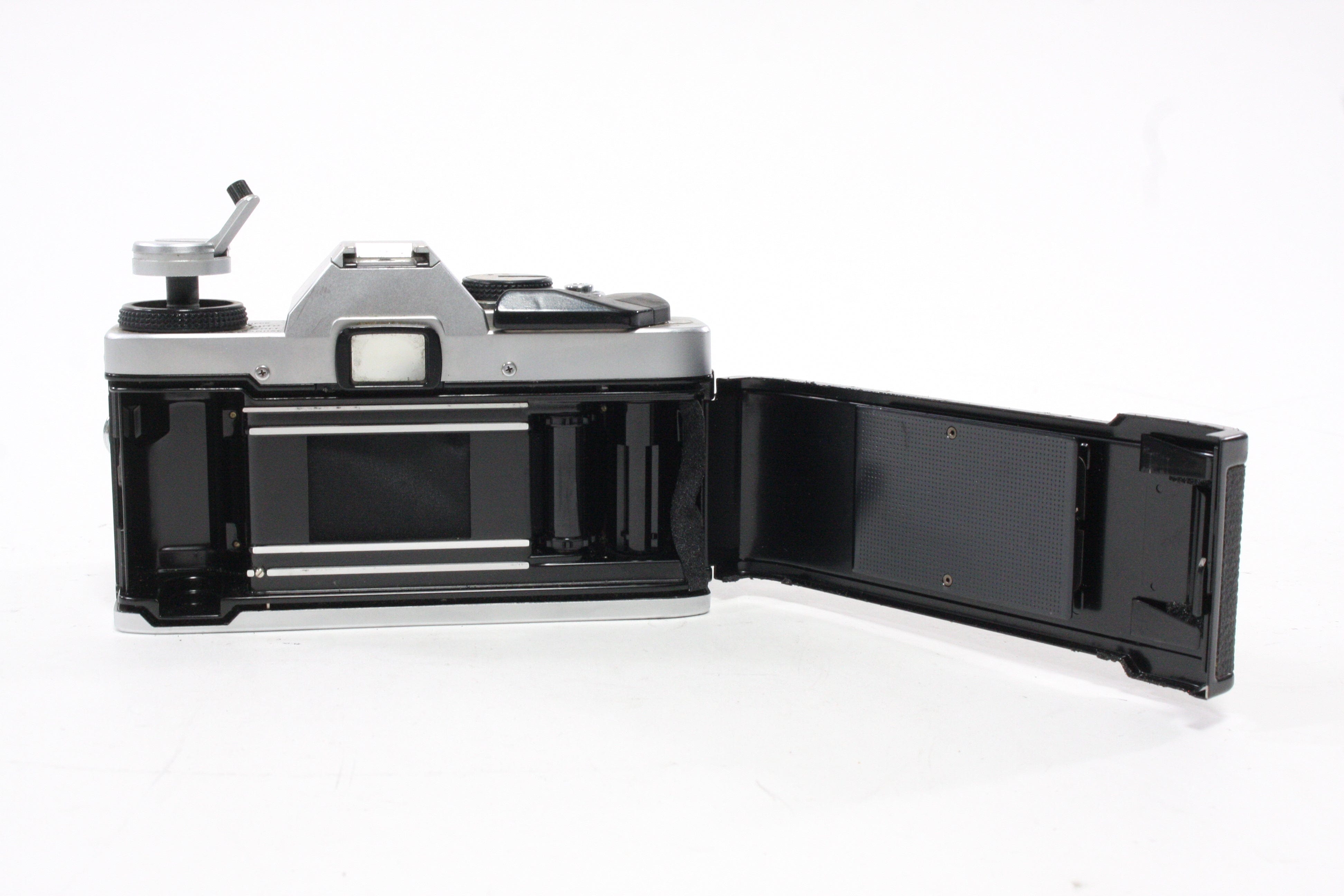 Olympus OMG 35mm SLR Camera with 50mm f/1.8 Lens