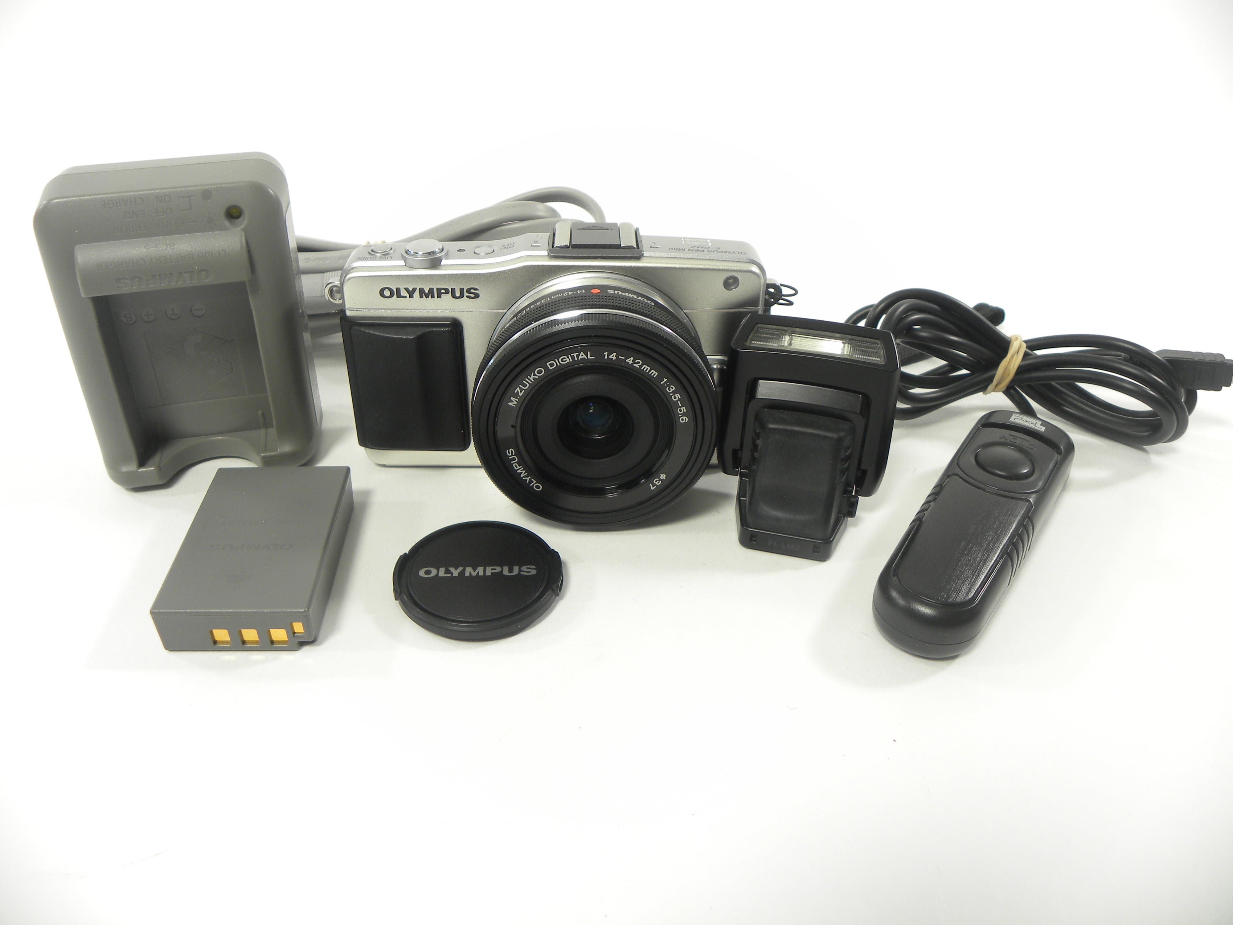 Olympus Pen Mini E-PM2 16.5mp Digital Mirrorless w/M. Zuiko 14-42mm S/C 2,357