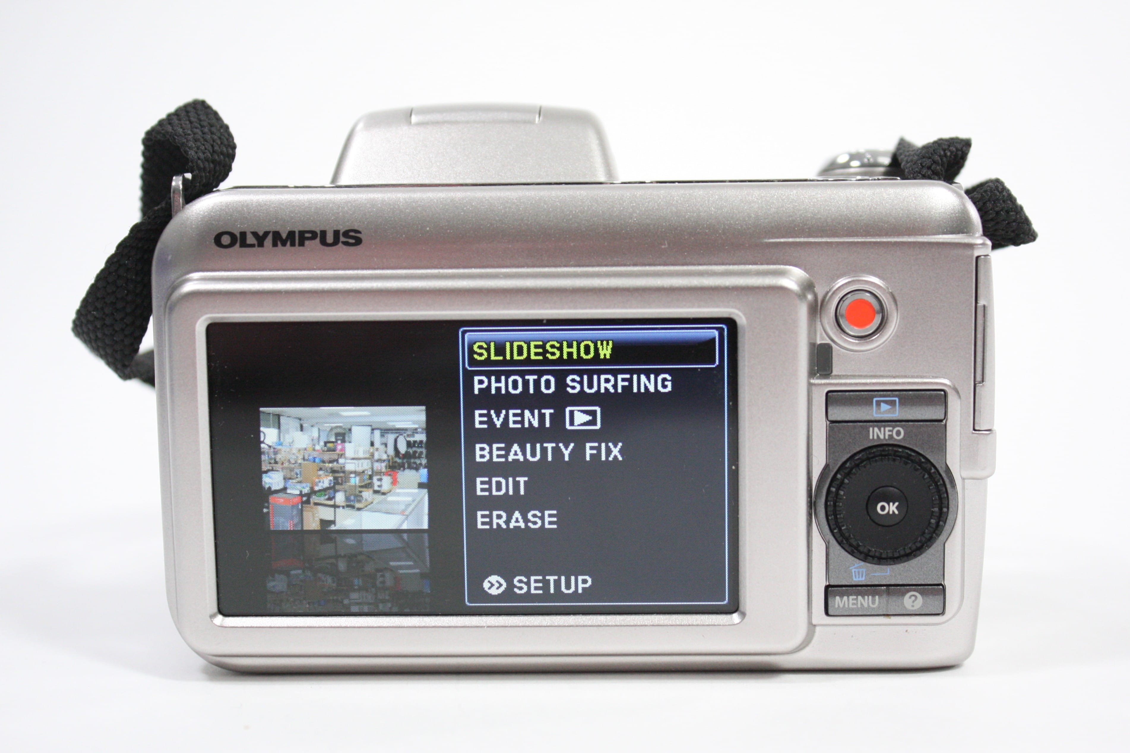 Olympus SP-800UZ Point and Shoot Digital Camera 30x Zoom 14mp