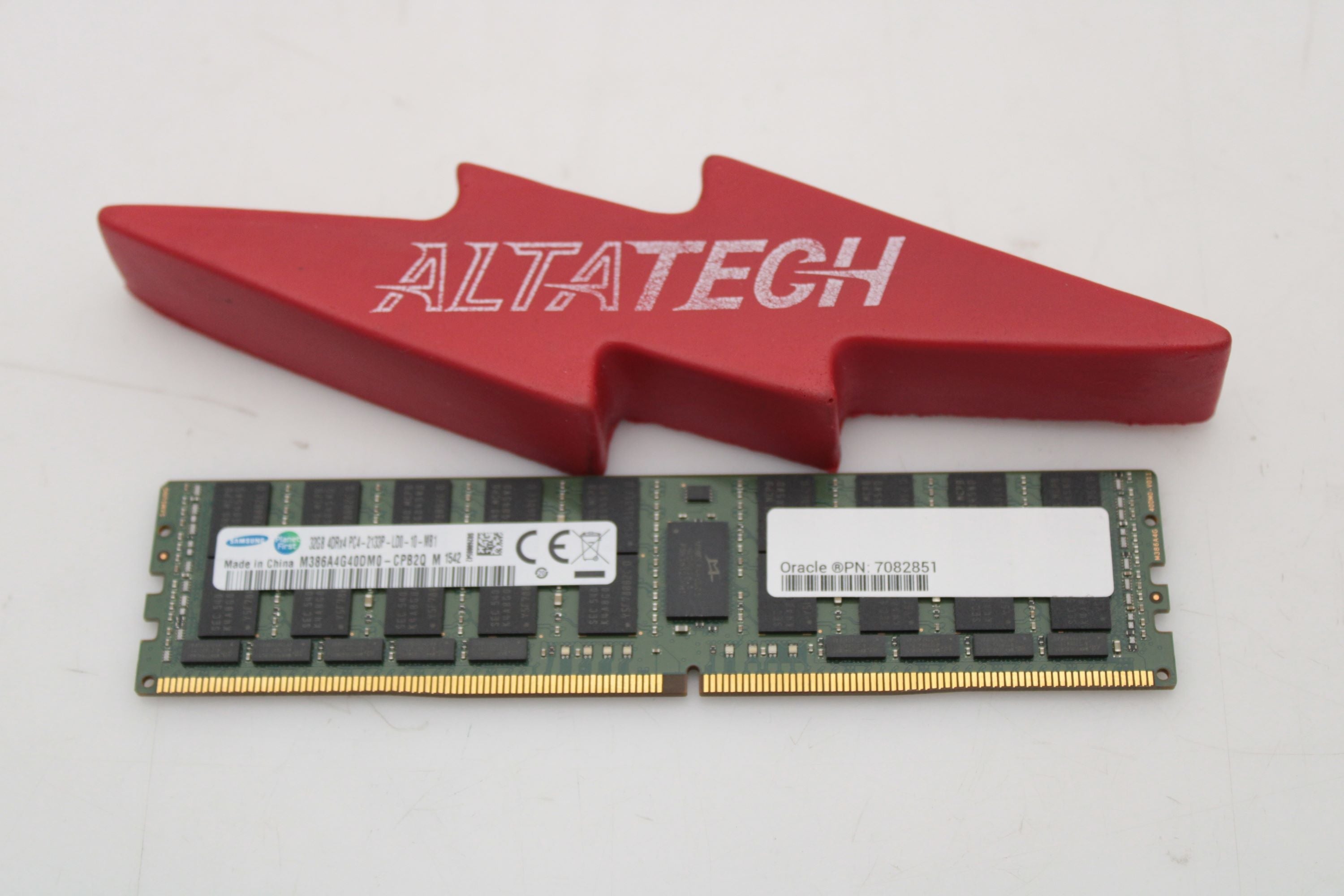 Oracle 7082851 32GB PC4-17000LR DDR4-2133 4RX4 ECC