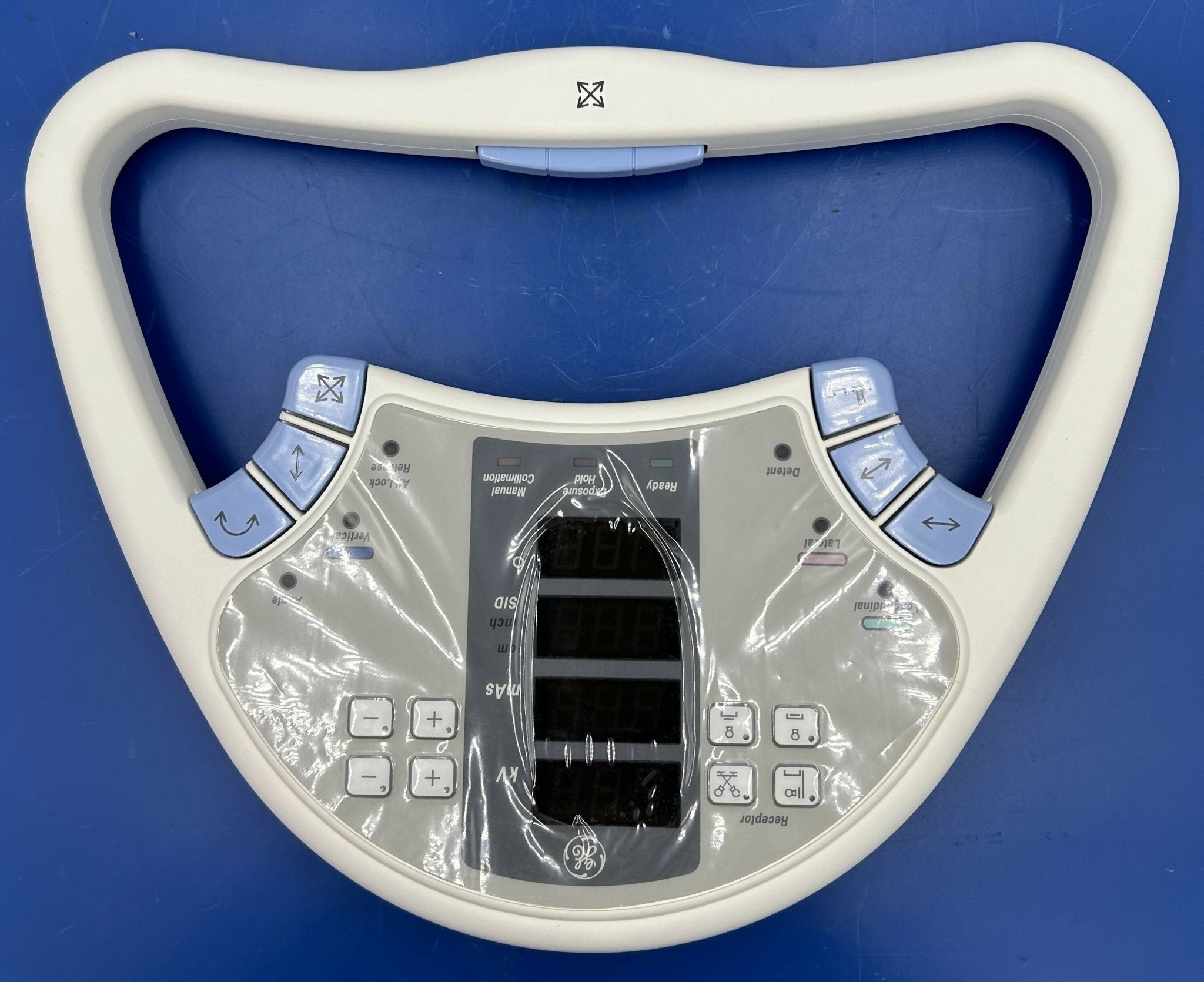 OTS HANDLE UIF CONSOLE NEW (2338768 GE