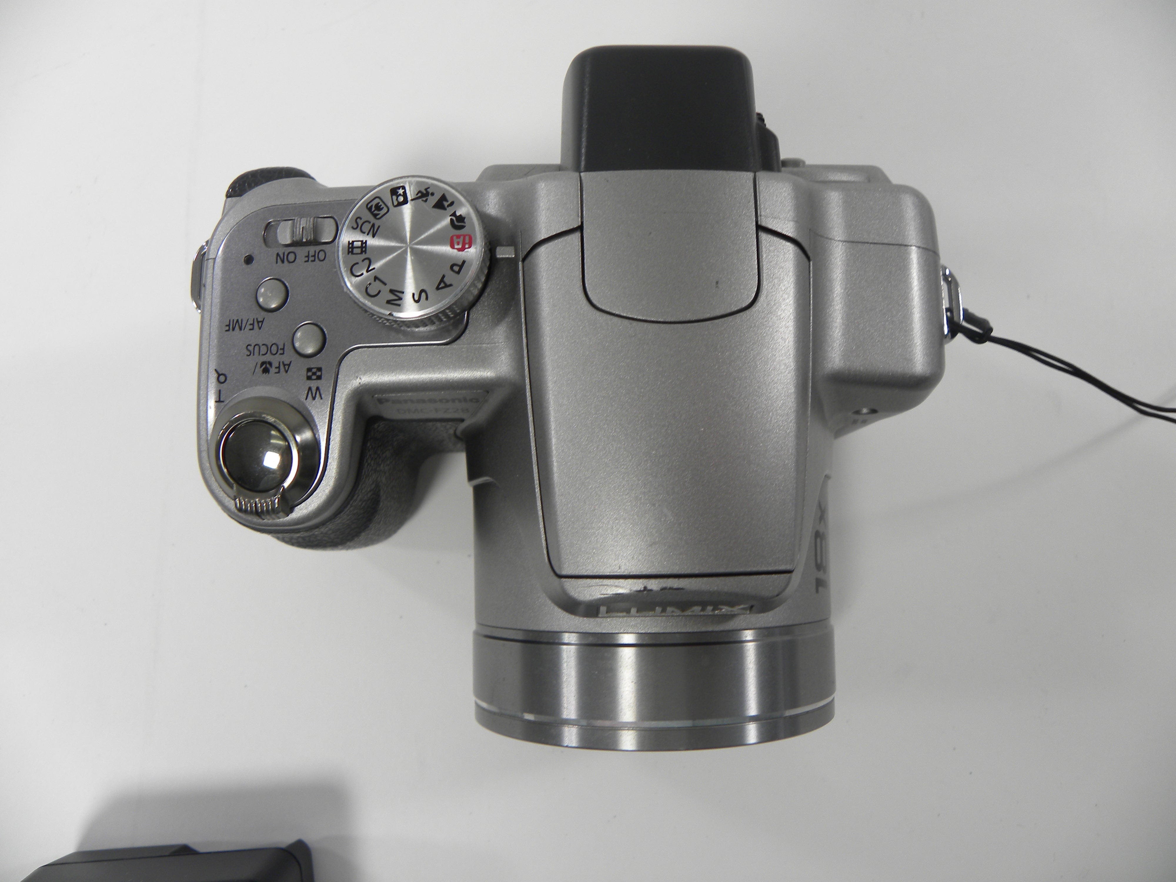 Panasonic DMC-FZ28 10mp Digital Camera