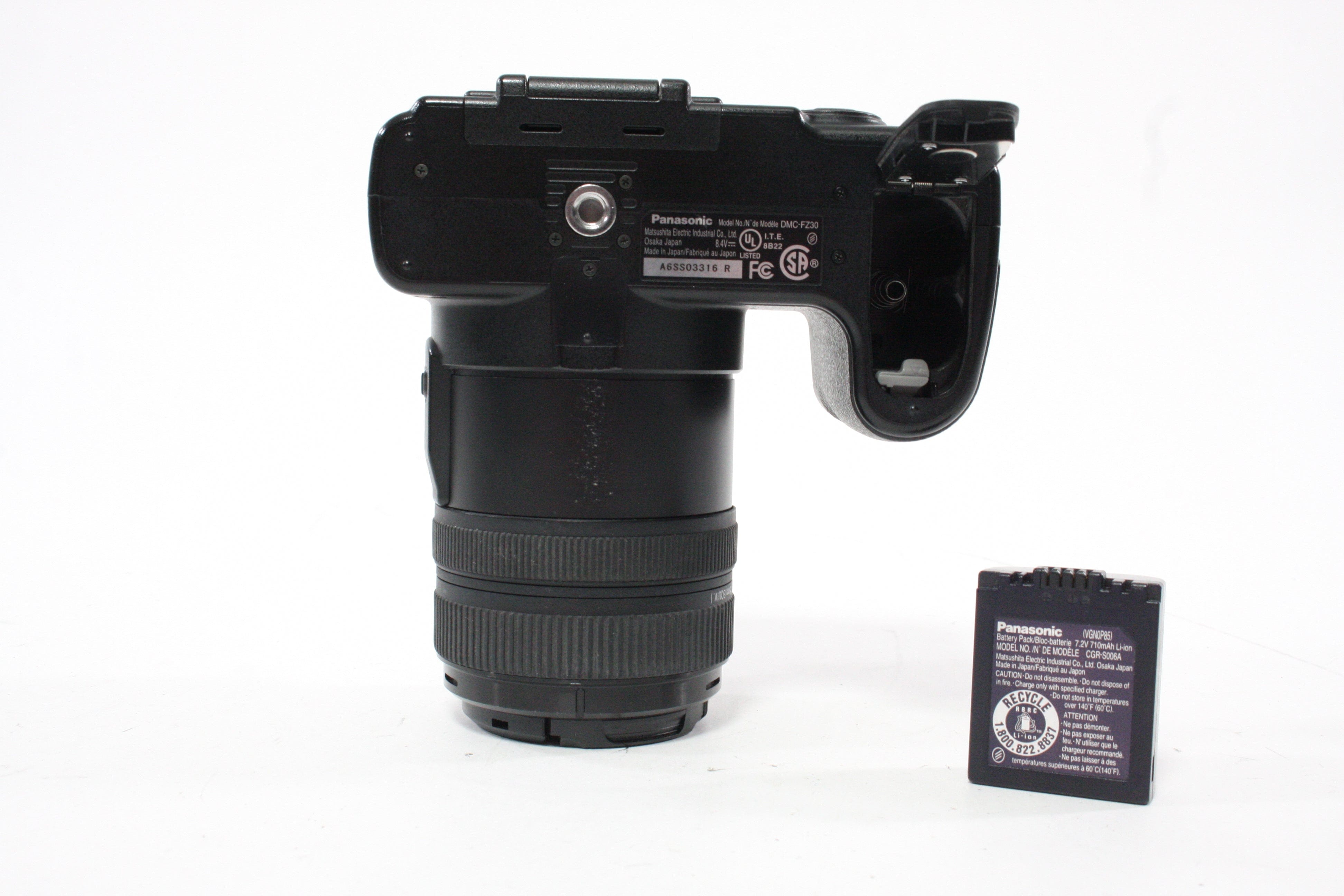 Panasonic Lumix FZ30 Digital Camera 12x Zoom 8.0mp
