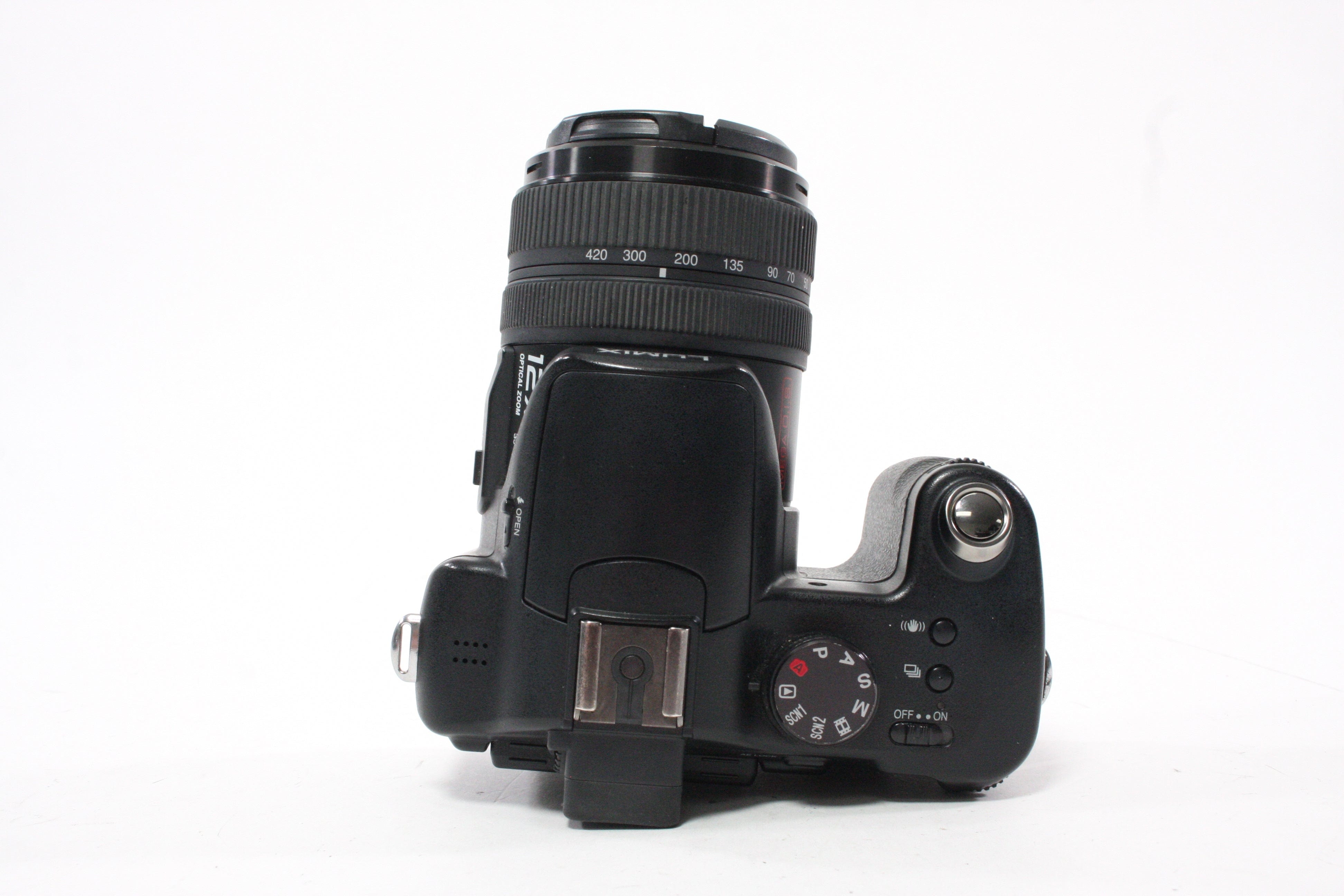 Panasonic Lumix FZ30 Digital Camera 12x Zoom 8.0mp