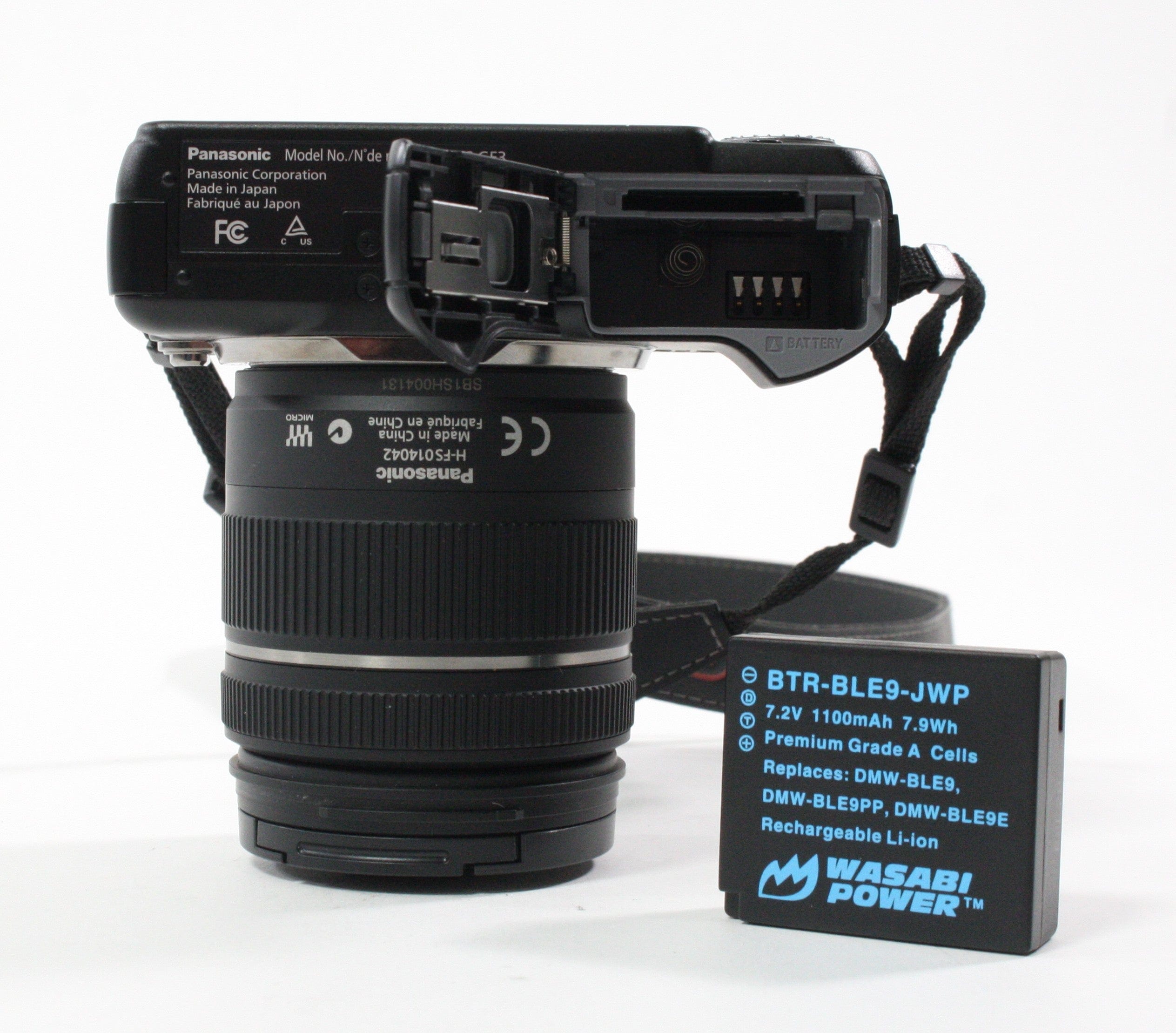 Panasonic Lumix GF3 Digital Mirrorless Camera with 14-42mmf/3.5-5.6 Lens
