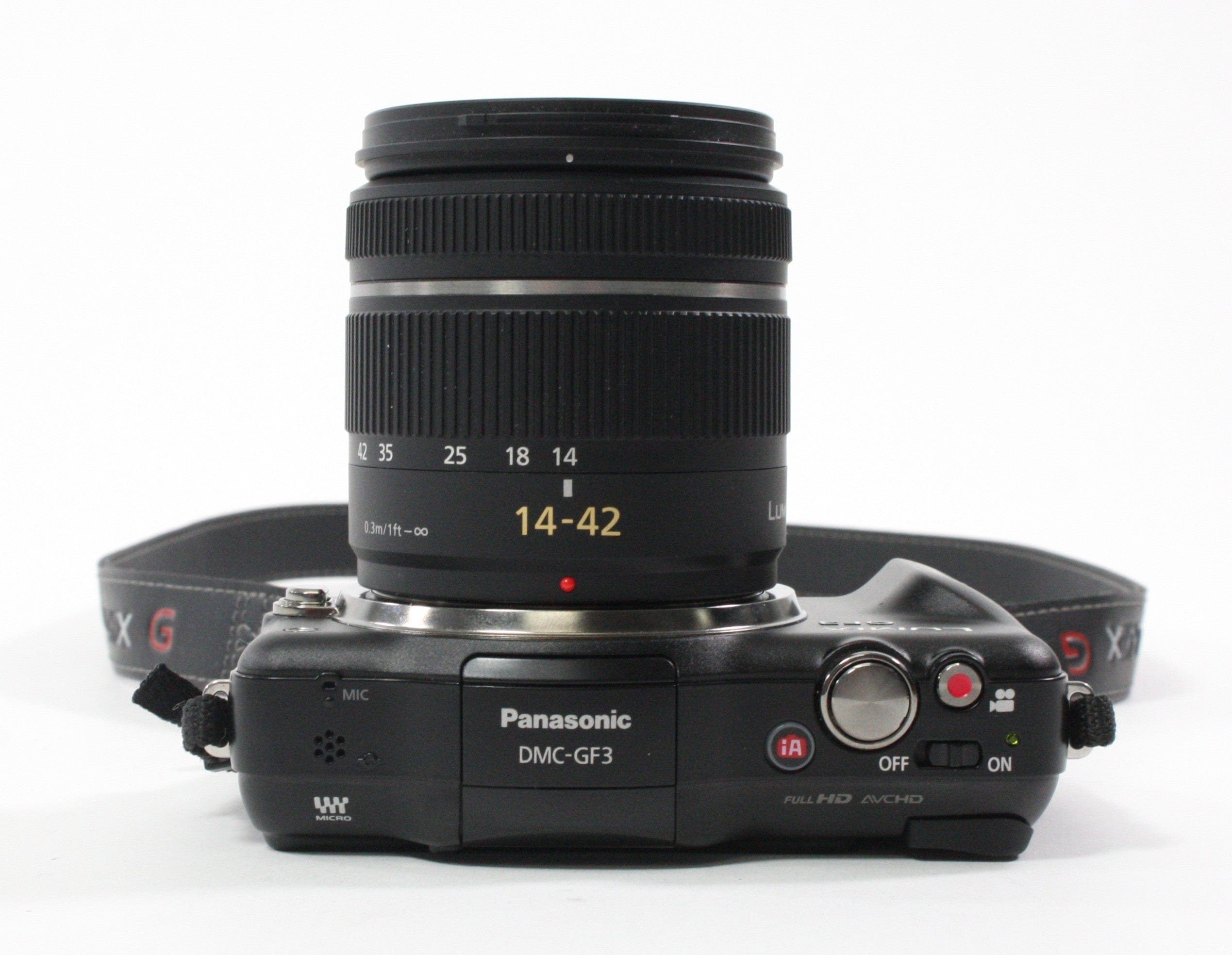 Panasonic Lumix GF3 Digital Mirrorless Camera with 14-42mmf/3.5-5.6 Lens