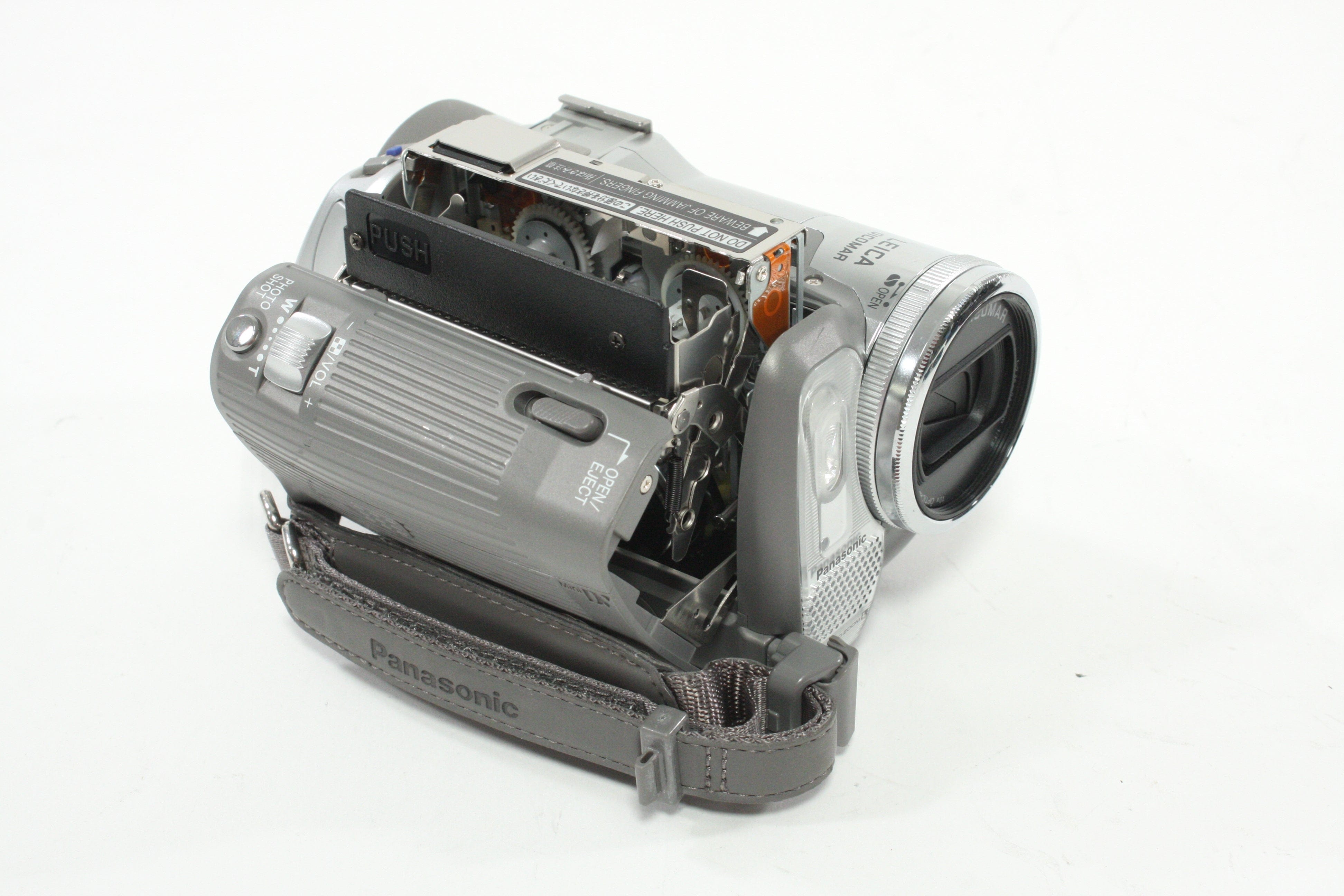 Panasonic PV-GS150 Camcorder with Leica Dicomar Lens