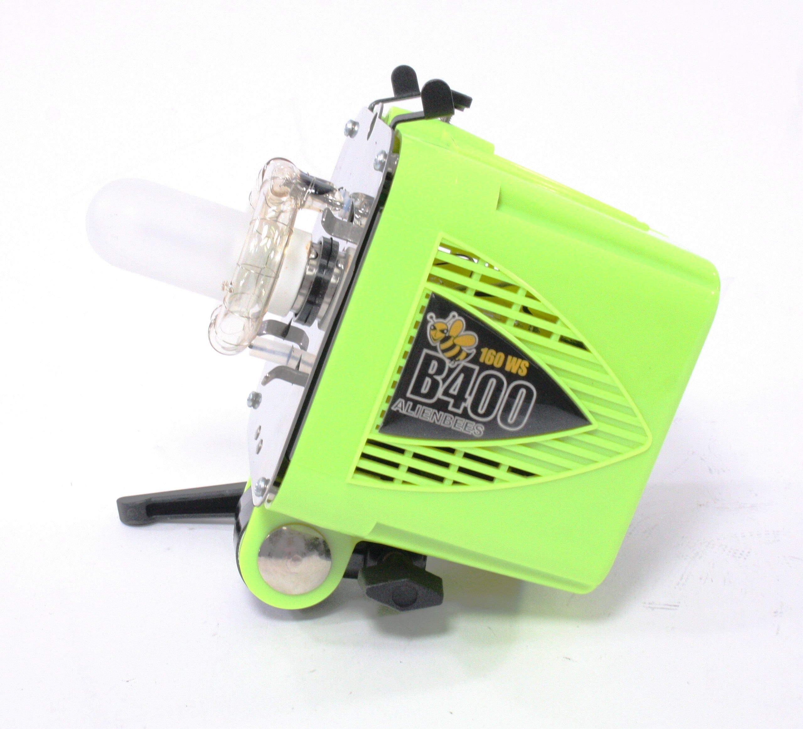Paul C. Buff AlienBees(tm) B400 (160Ws) Flash Unit with Reflector