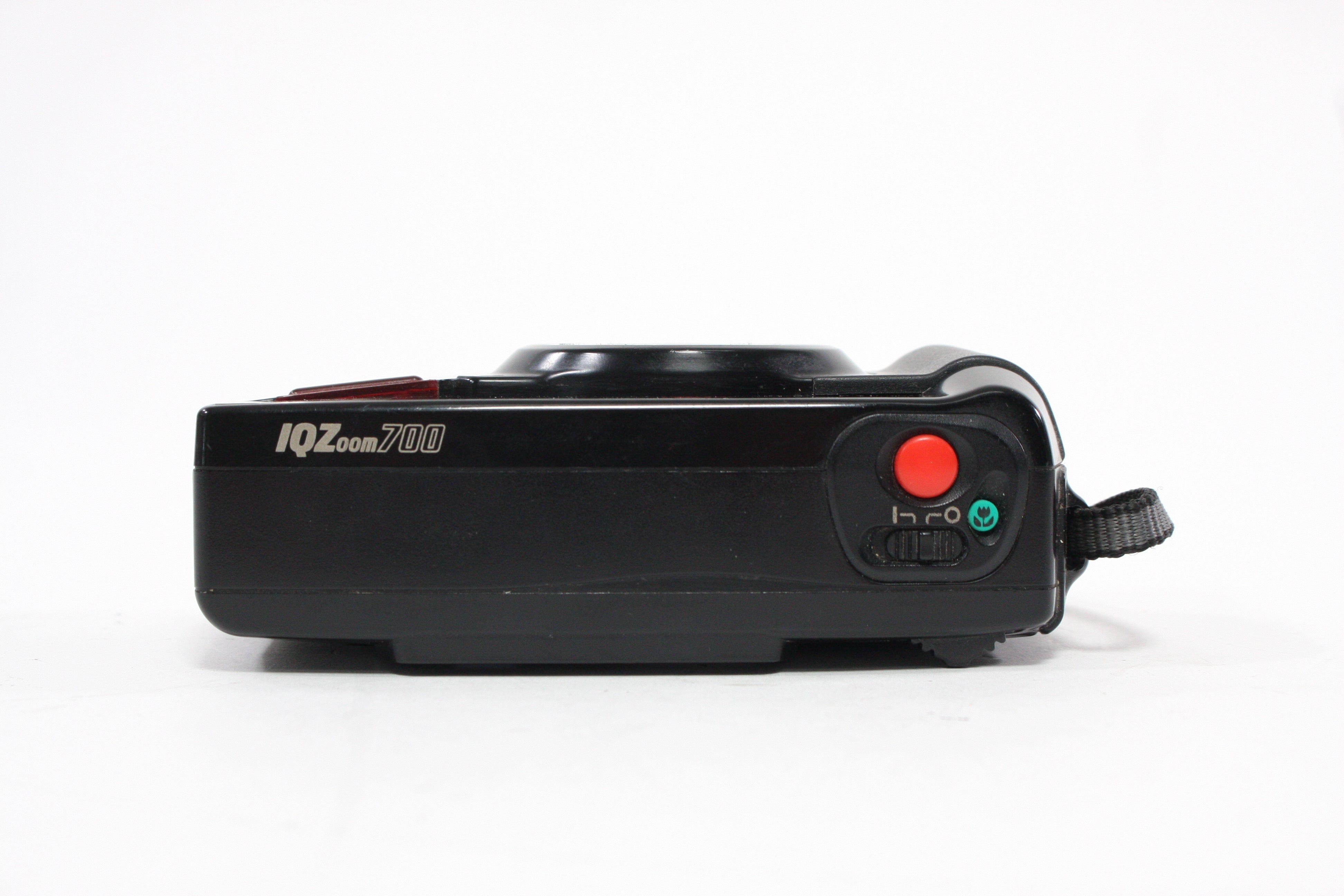 Pentax IQ Zoom 700 35mm Point-and-Shoot Camera