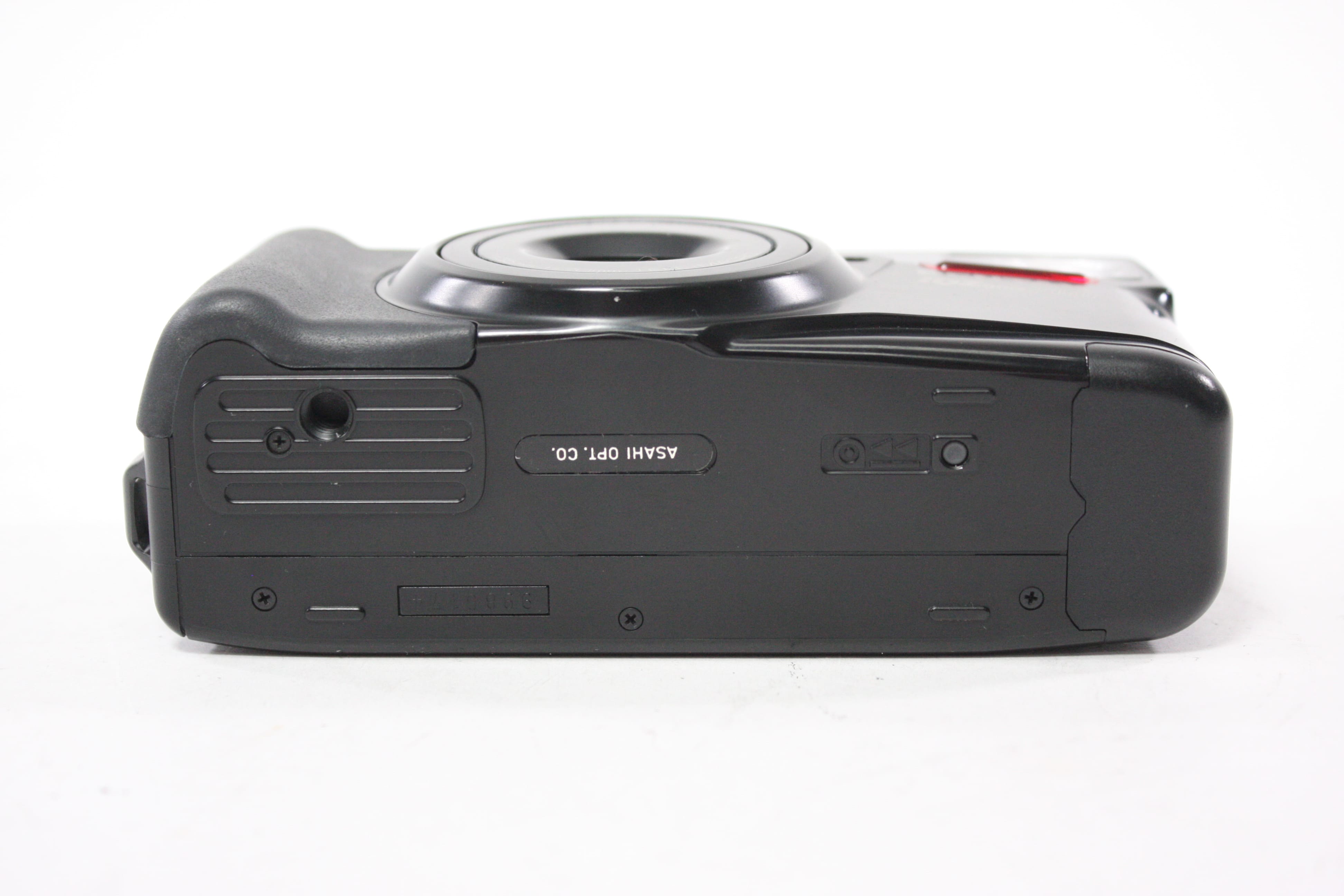 Pentax IQZoom 700 35mm Point and Shoot Camera