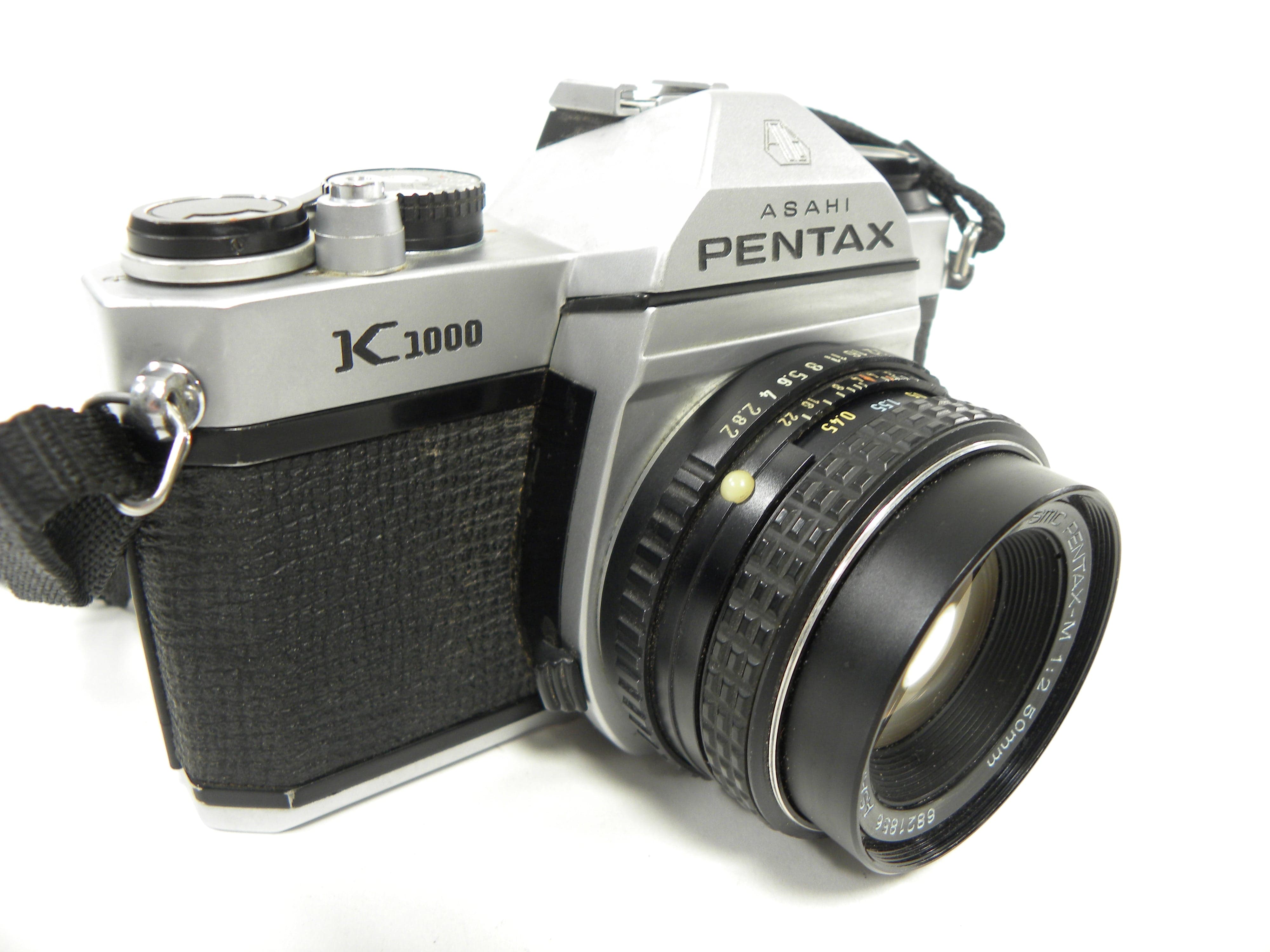 Pentax K-1000 SE 35mm SLR w/SMC Pentax-M 50mm f2