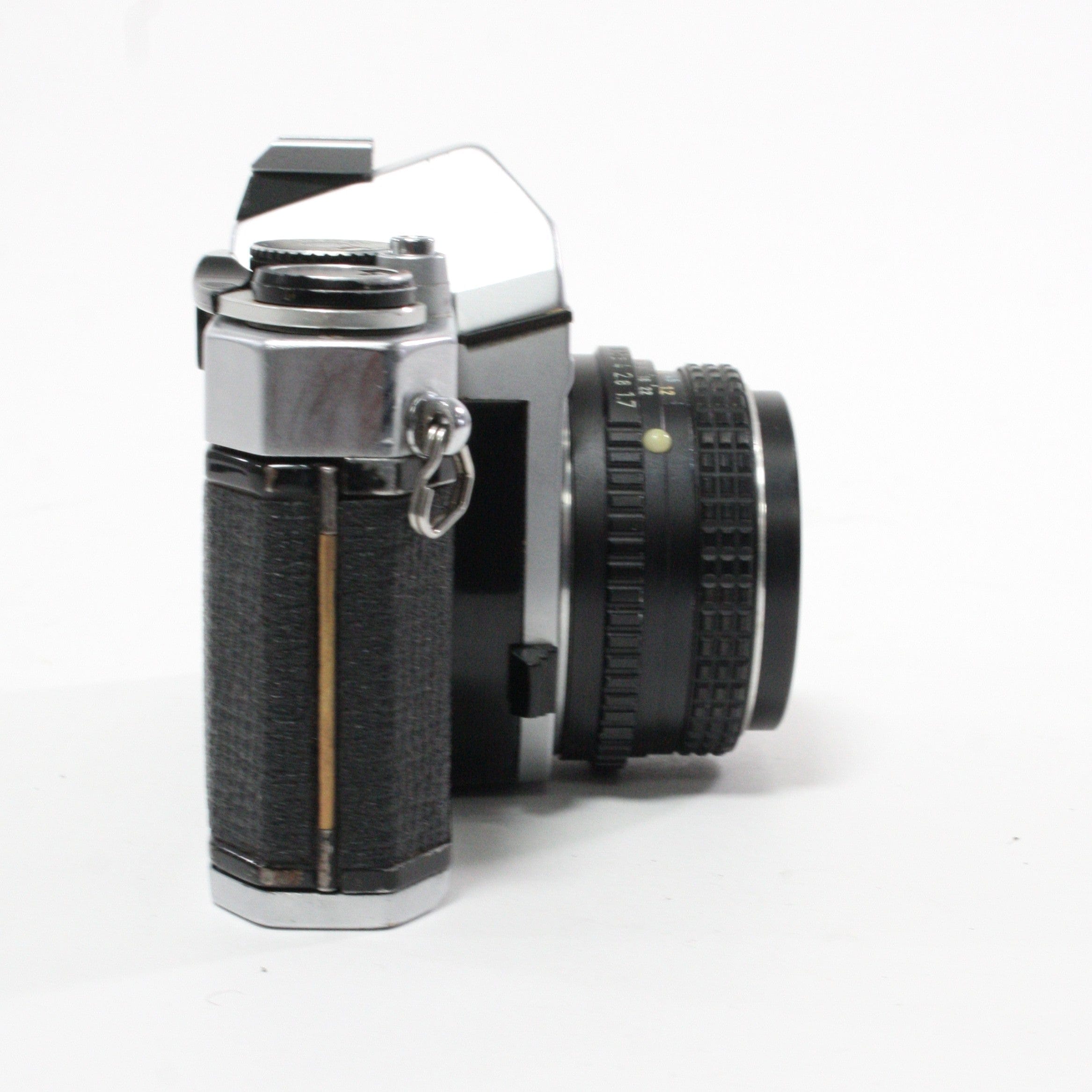 Pentax K1000 with 50mm f/1.7 Lens