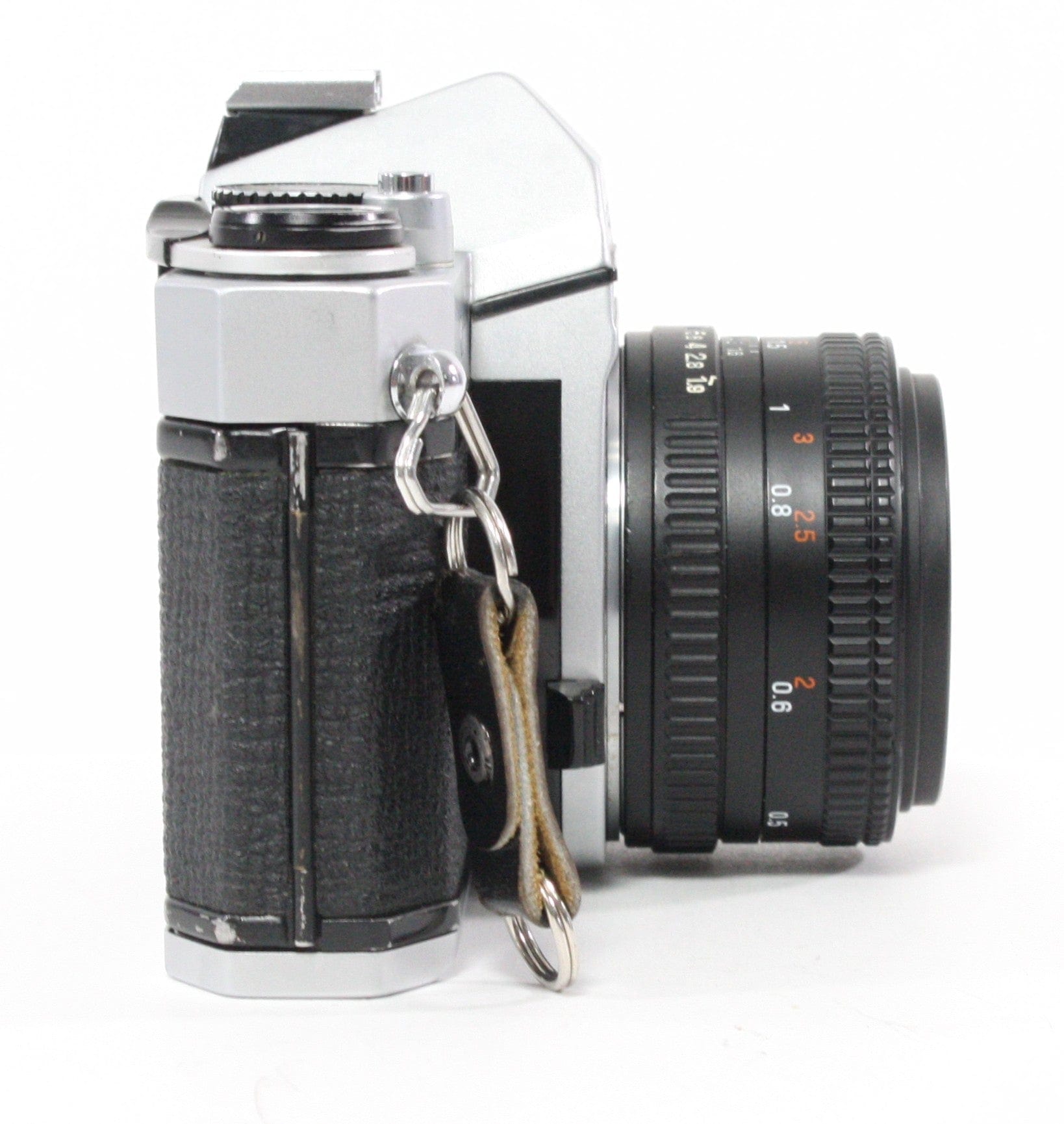 Pentax K1000 with Chinon 50mm f/1.9 Lens