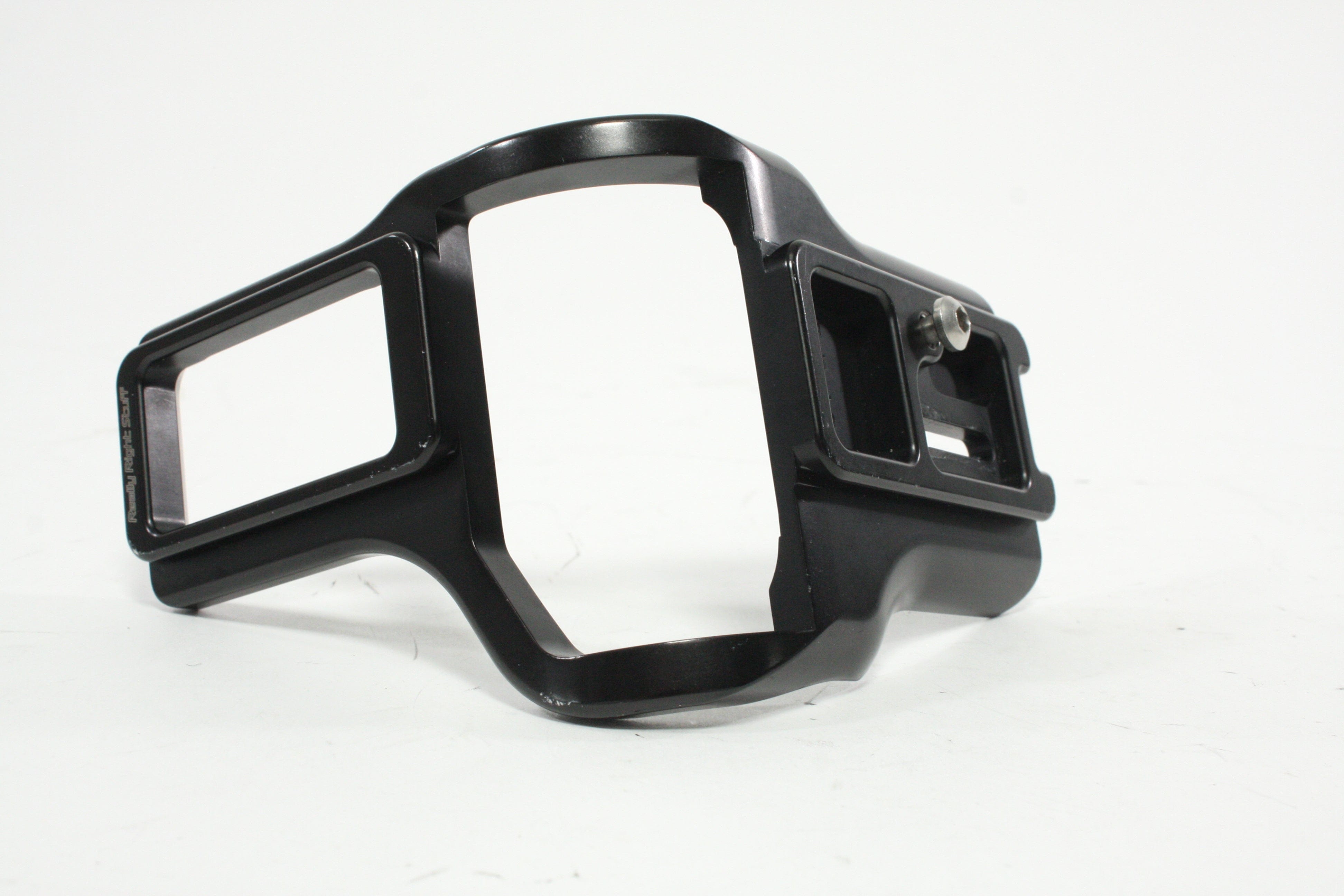Really Right Stuff BD4-L Bracket for Nikon D4 and D4S Cameras