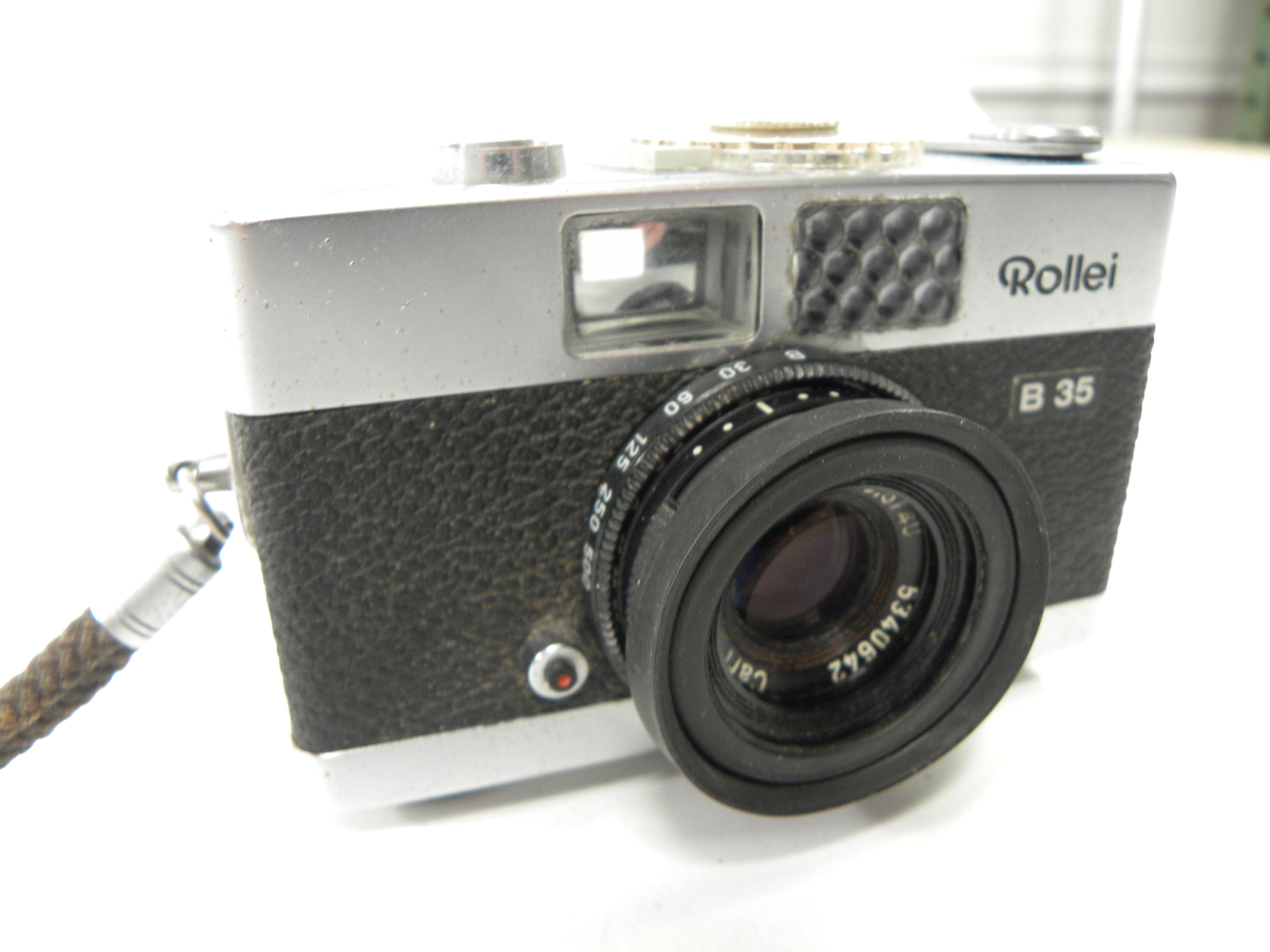 Rollei B35 35mm Film camera (Parts) AS IS