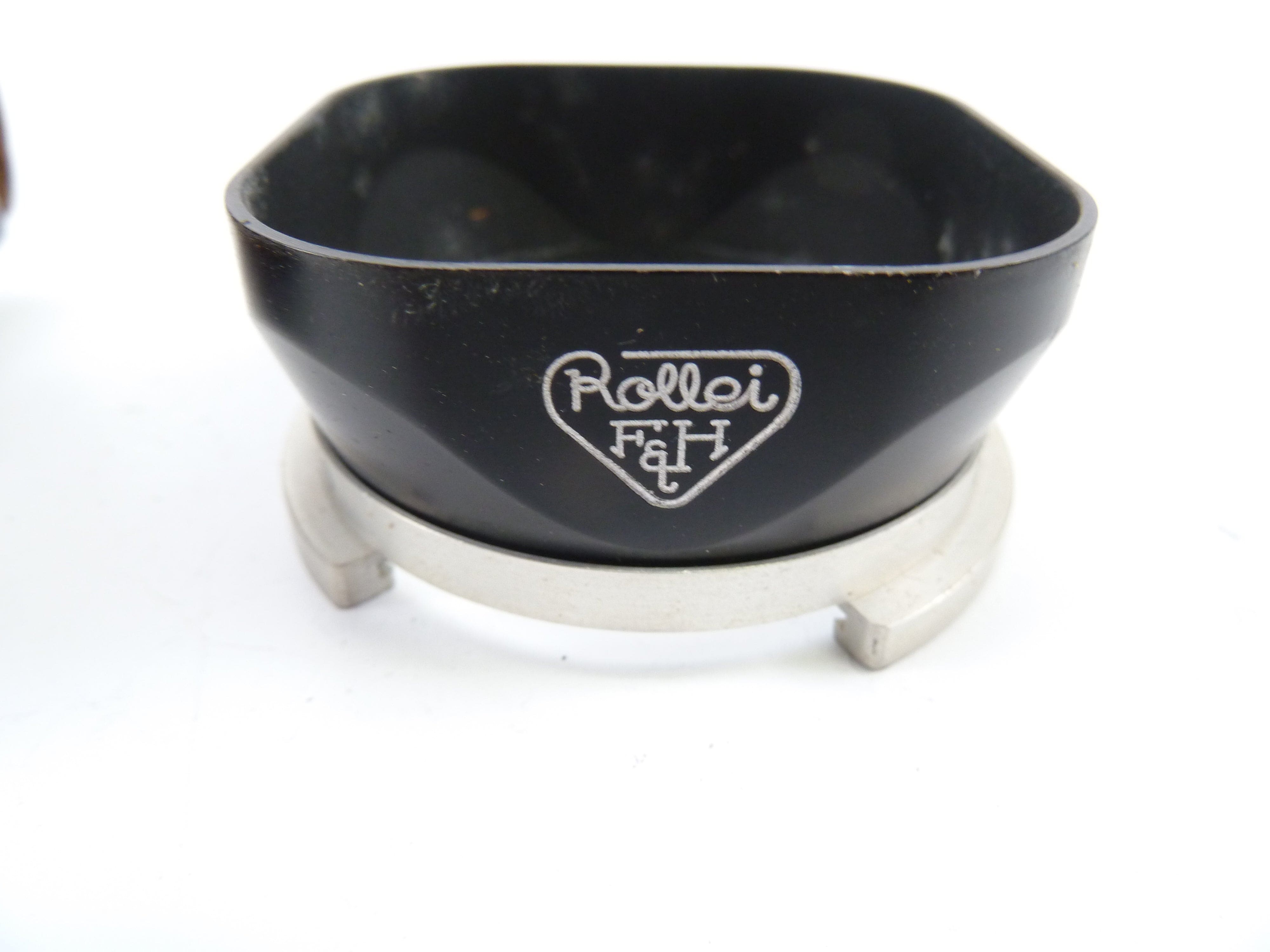 Rollei Rolleiflex Lens Hood with Case