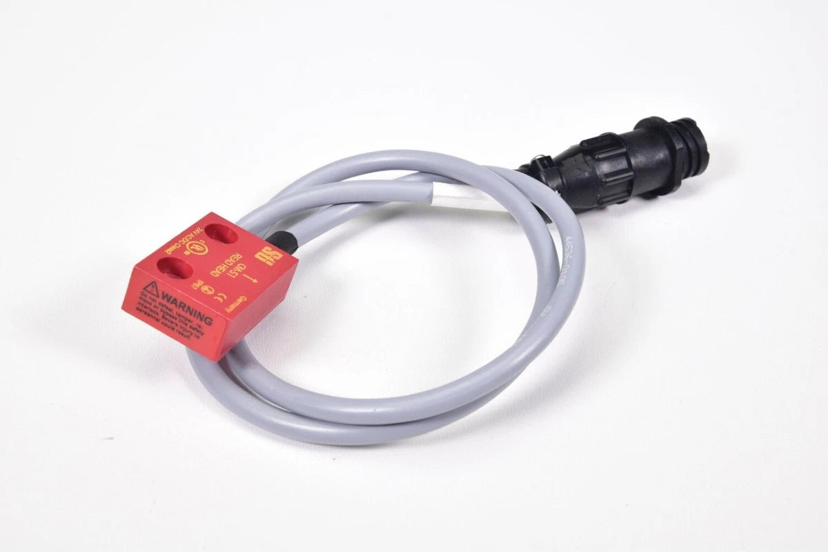 OMRON CM-S1, Safety Interlock Switch Read Head and Actuator 24 VAC/DC