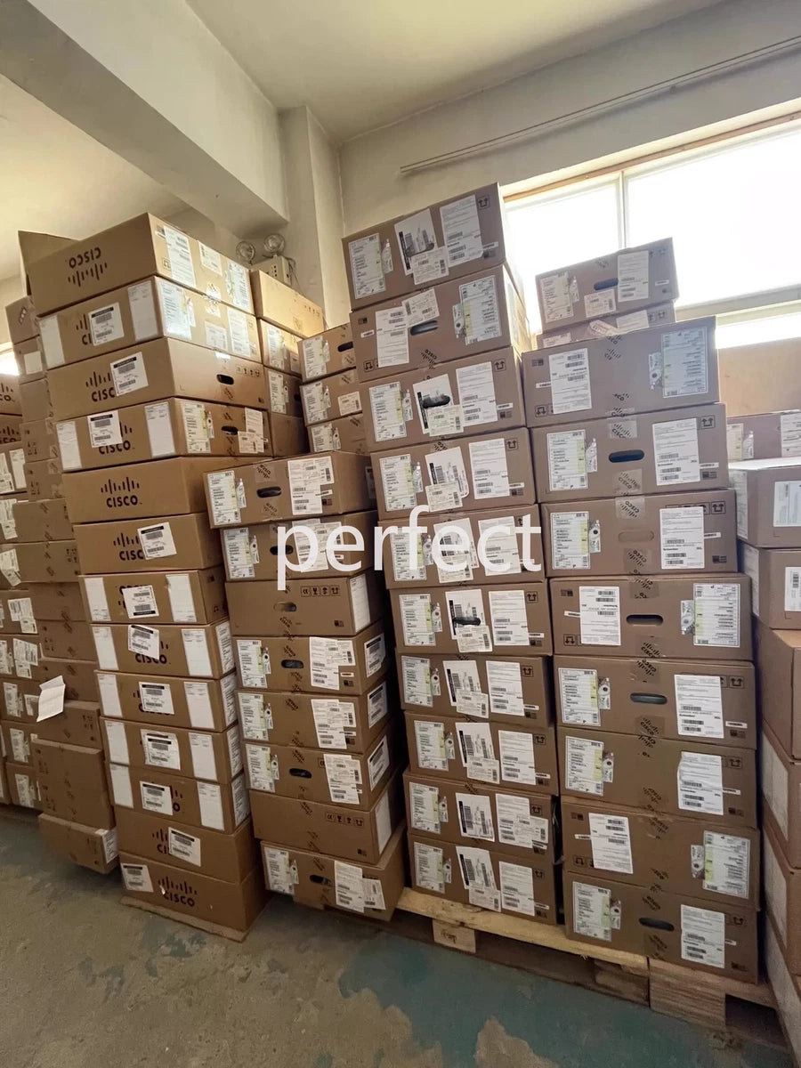 CISCO C9200L-48P-4G-A Catalyst 9200L 48-PORT POE+- 4 X 1G- Network Advantage w/