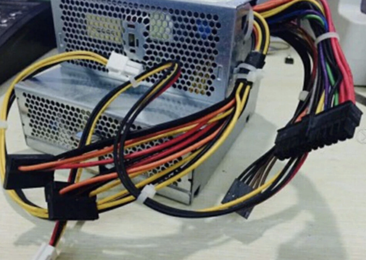 1x For D300ED-00 L300E-00 H197R Y737P Power Supply module *tlp