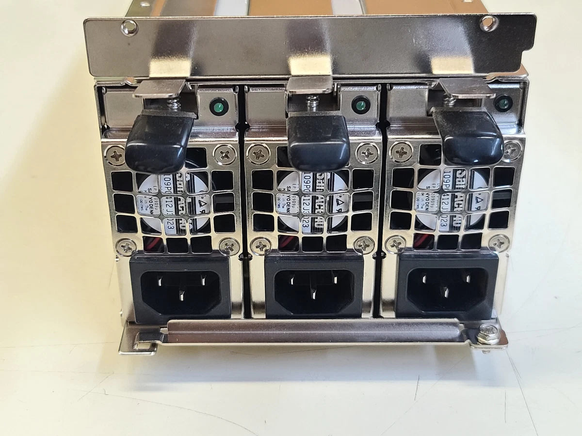 Zippy Emacs 3U 650W 2+1 Redundant PFC EPS12V Power Supply R3G-6650P TESTED|175856181181